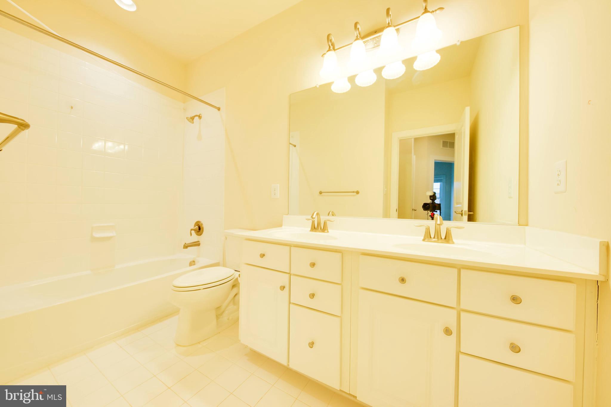 GREENBELT STATION - Residential Lease