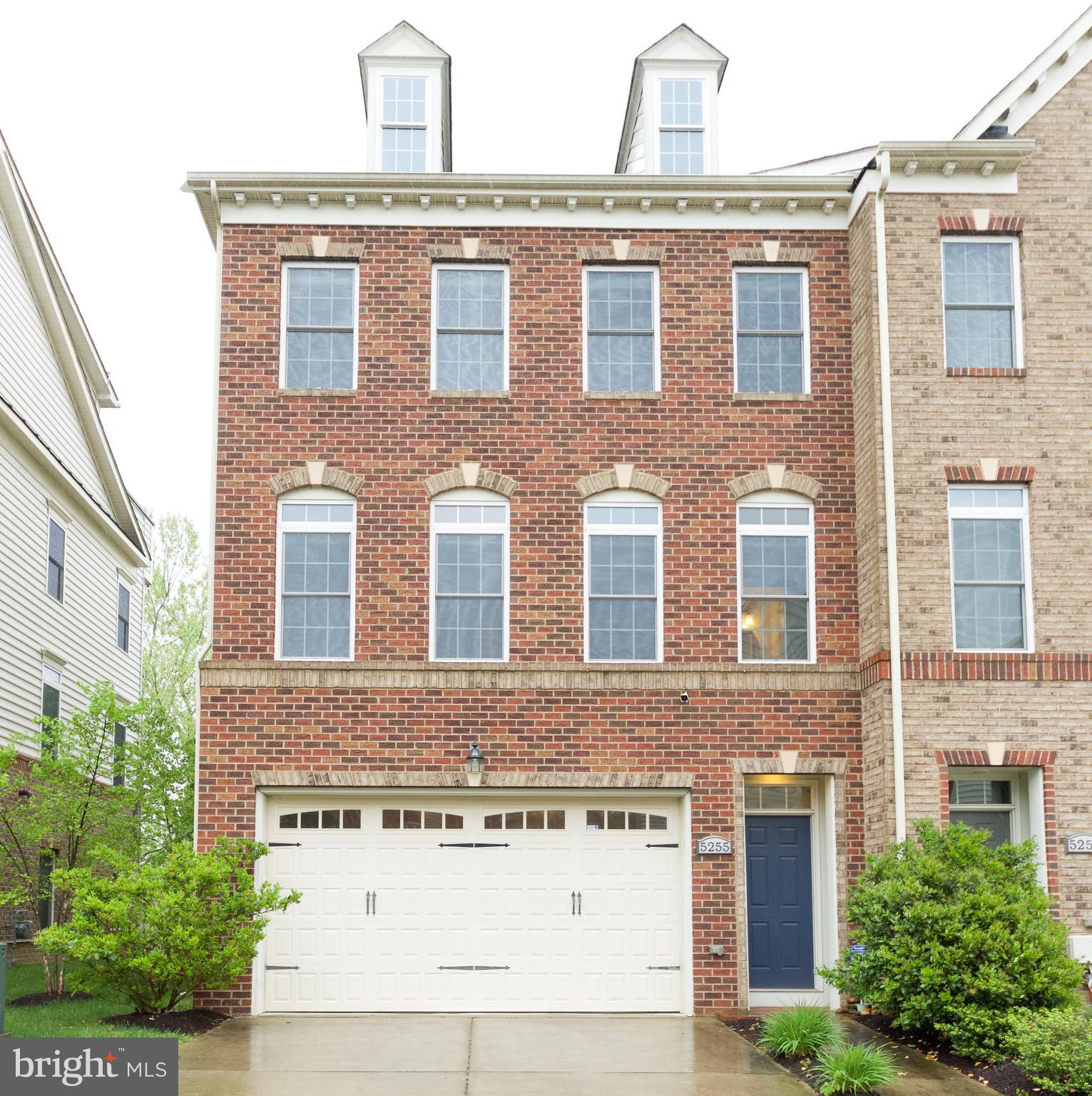 GREENBELT STATION - Residential Lease
