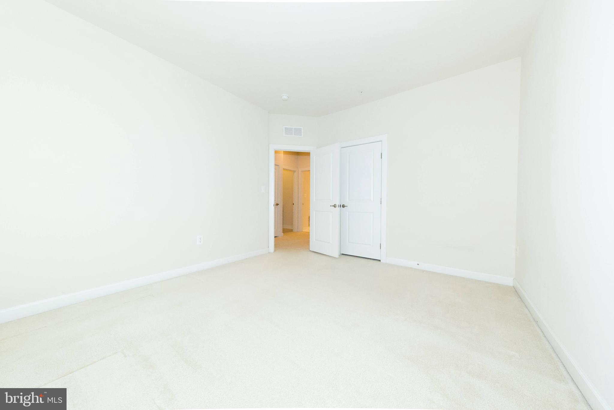 GREENBELT STATION - Residential Lease