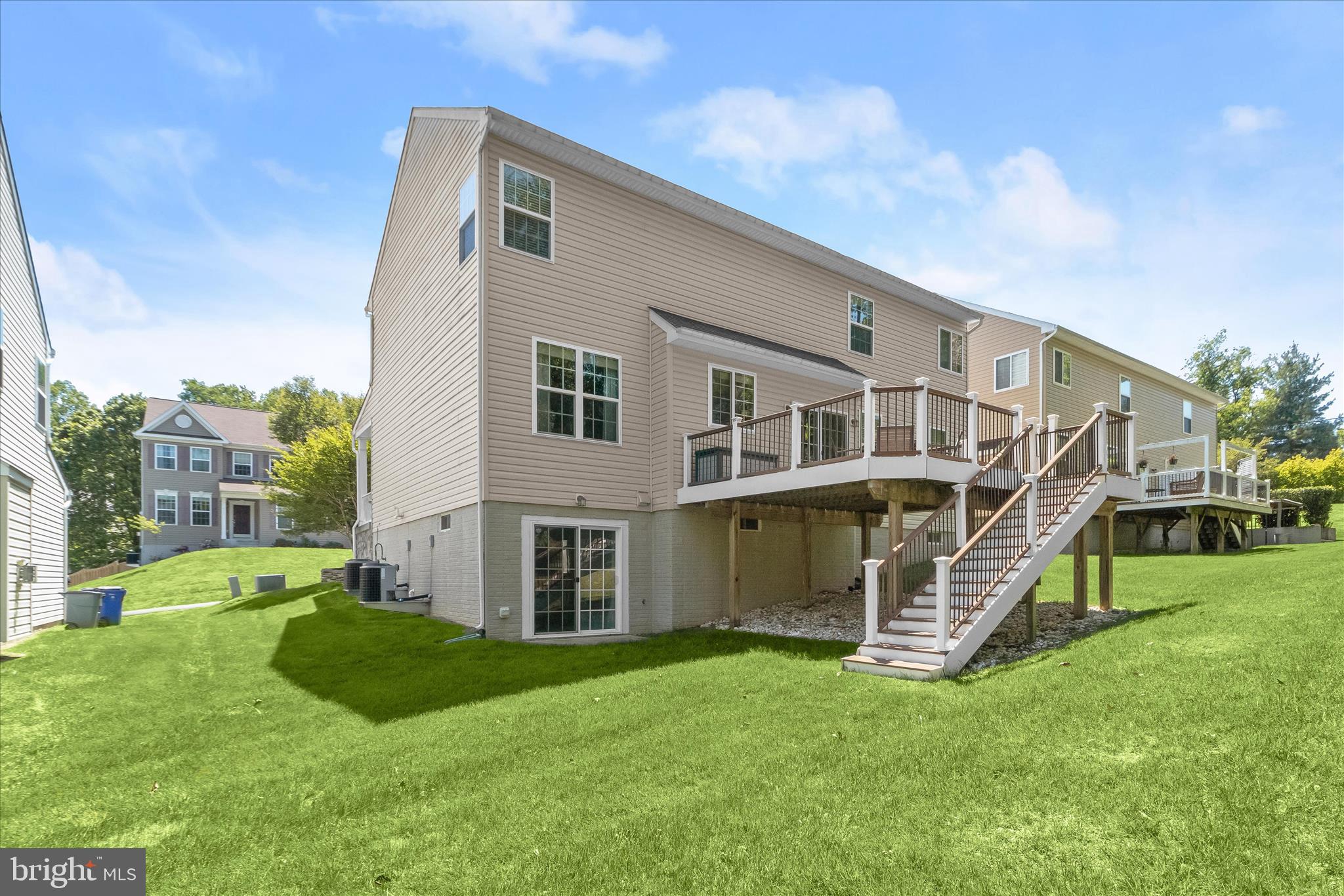 KINGS COVE - Residential