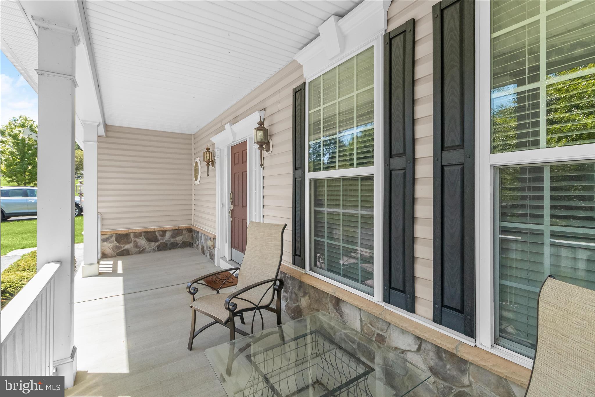 KINGS COVE - Residential