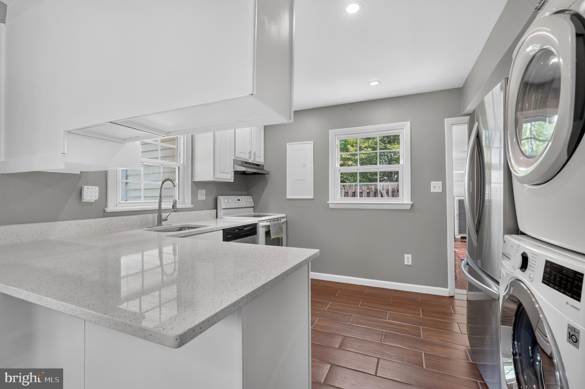 DEER PARK - Residential