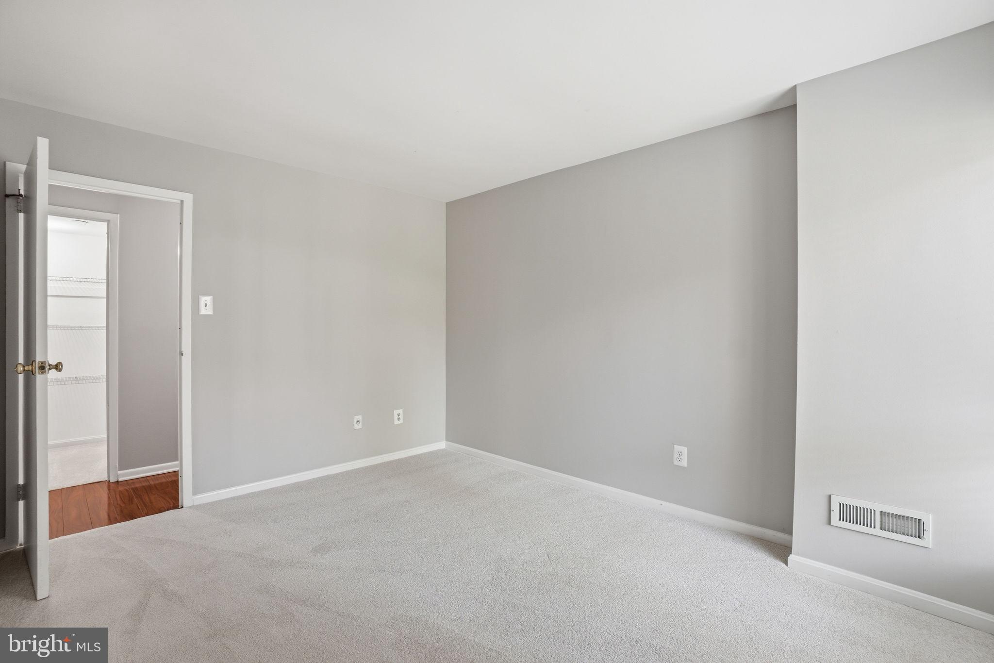 CHESTNUT GROVE - Residential