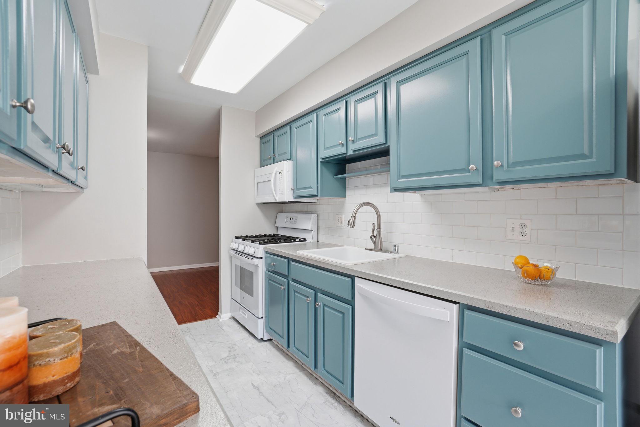CHESTNUT GROVE - Residential