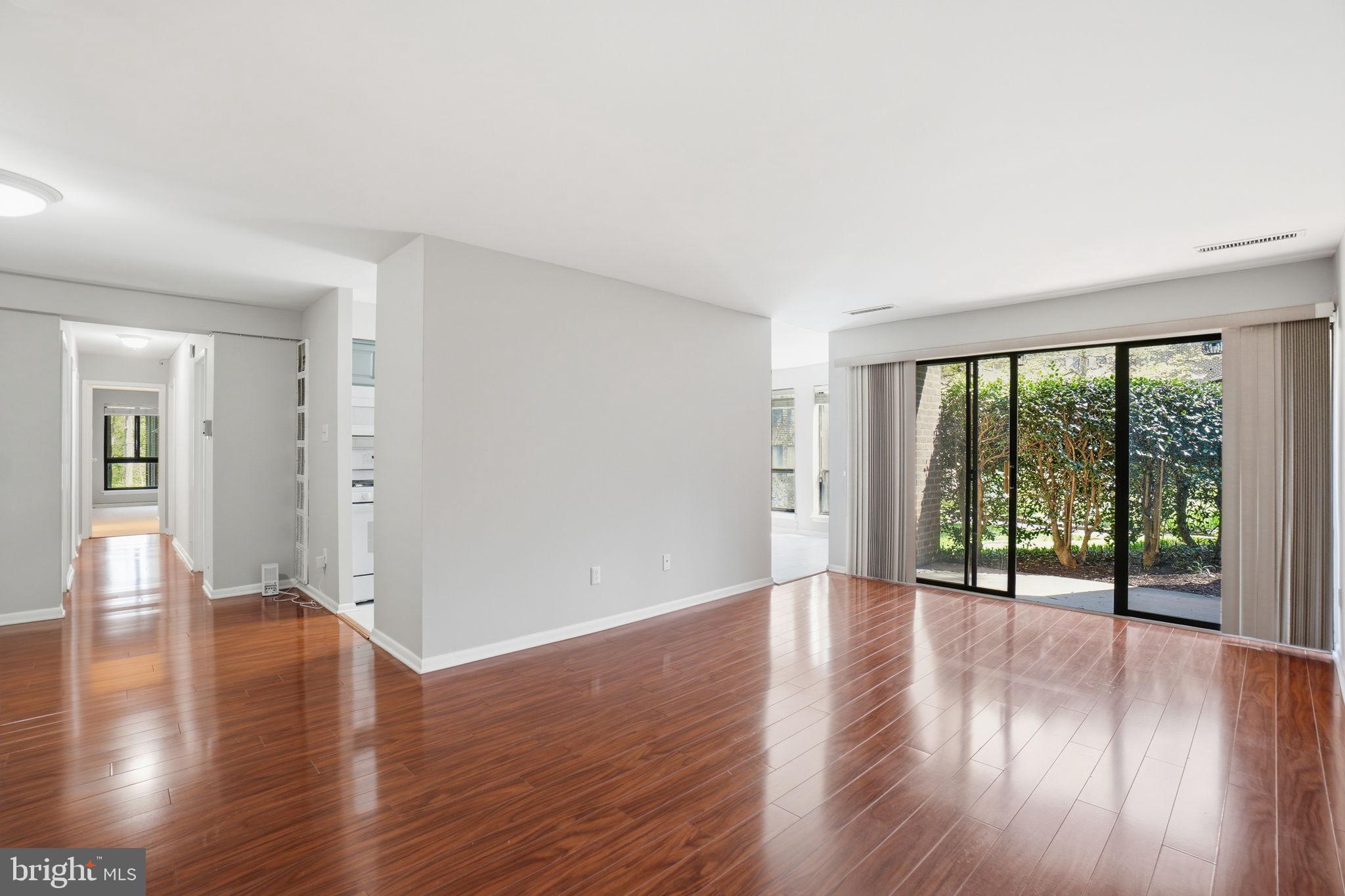 CHESTNUT GROVE - Residential