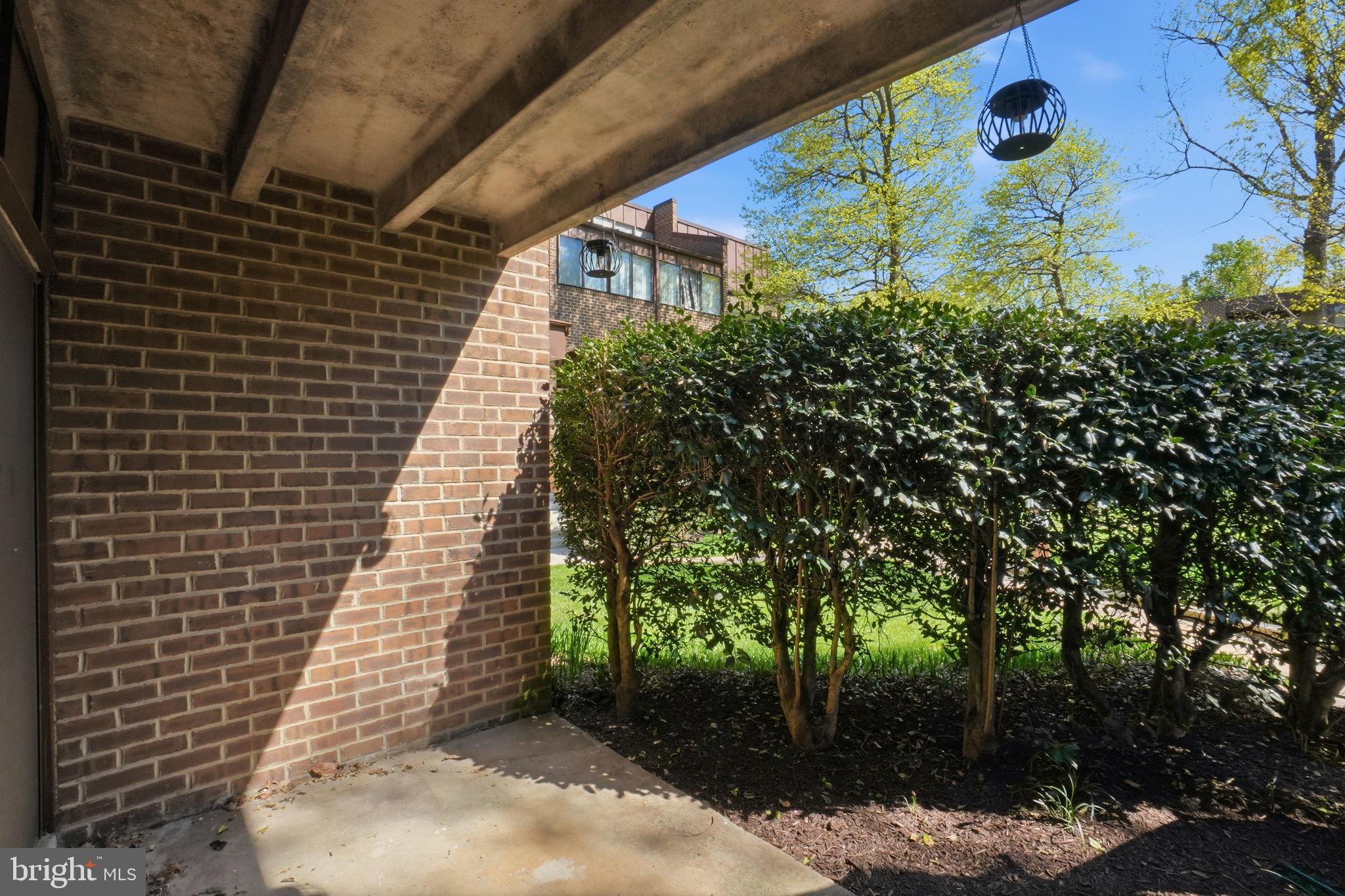 CHESTNUT GROVE - Residential