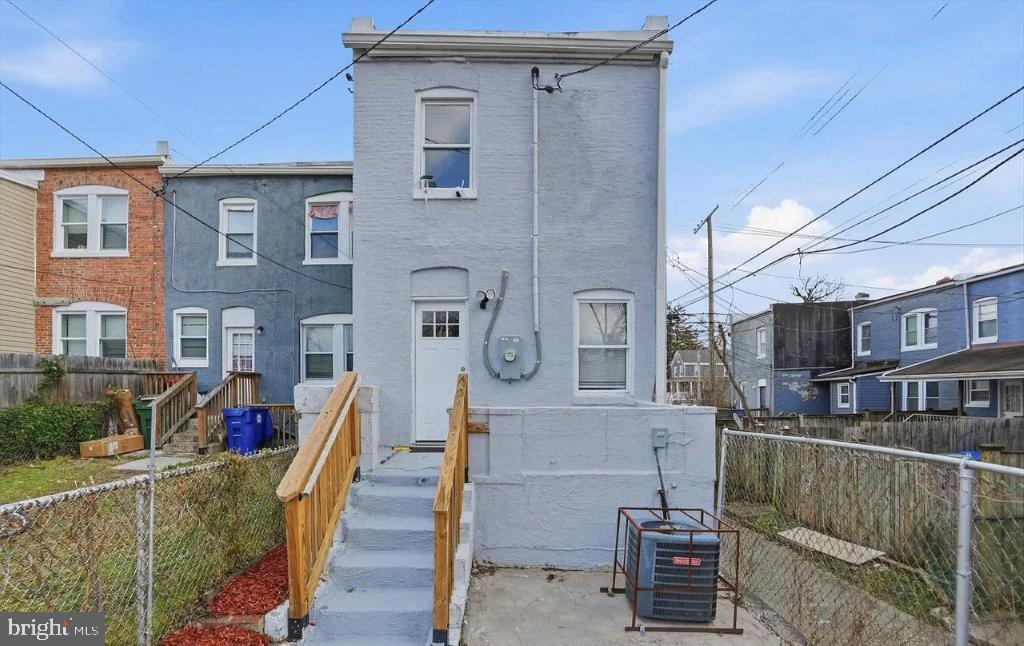 WAVERLY - Residential
