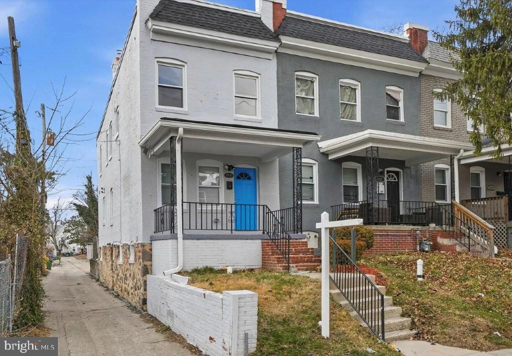 WAVERLY - Residential