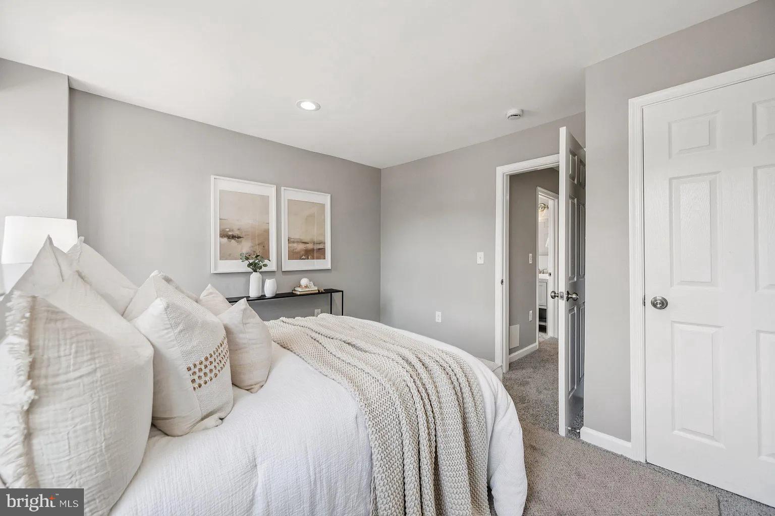 WAVERLY - Residential