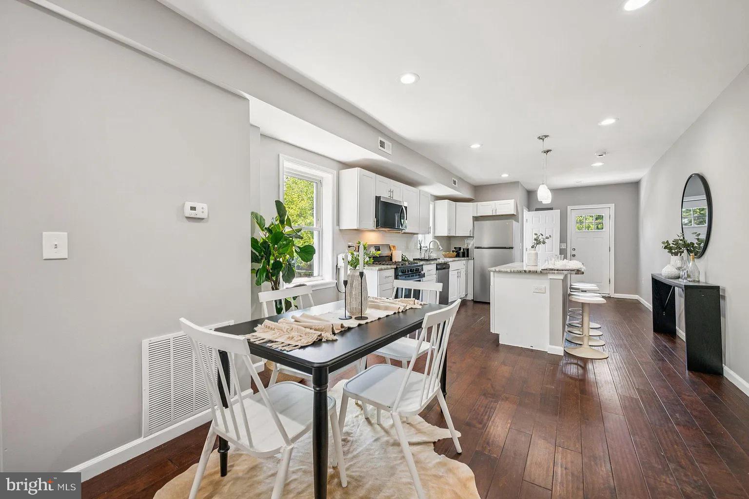 WAVERLY - Residential