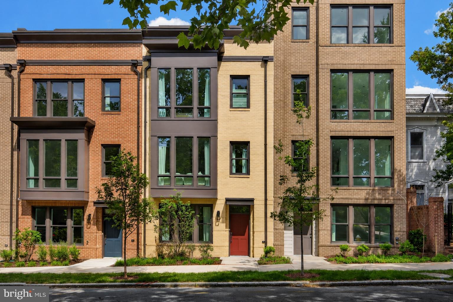 ALEXANDRIA - Residential