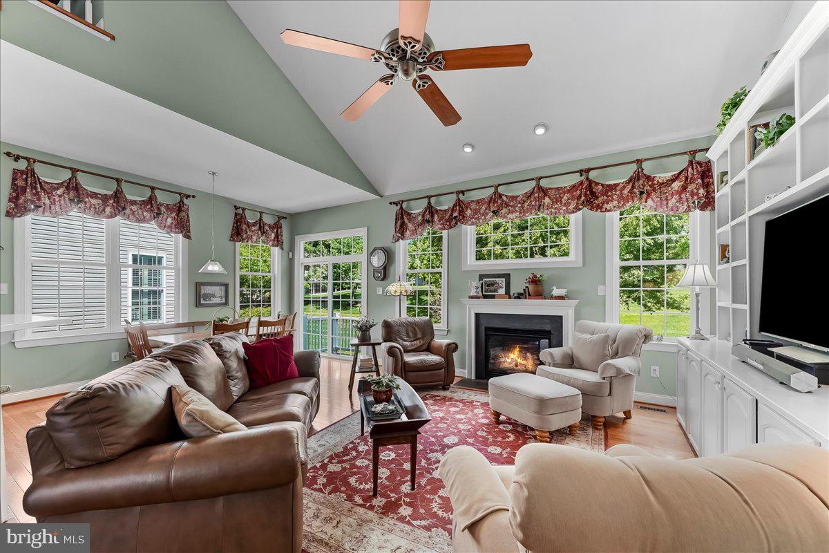 REGENCY AT PROVIDENC - Residential