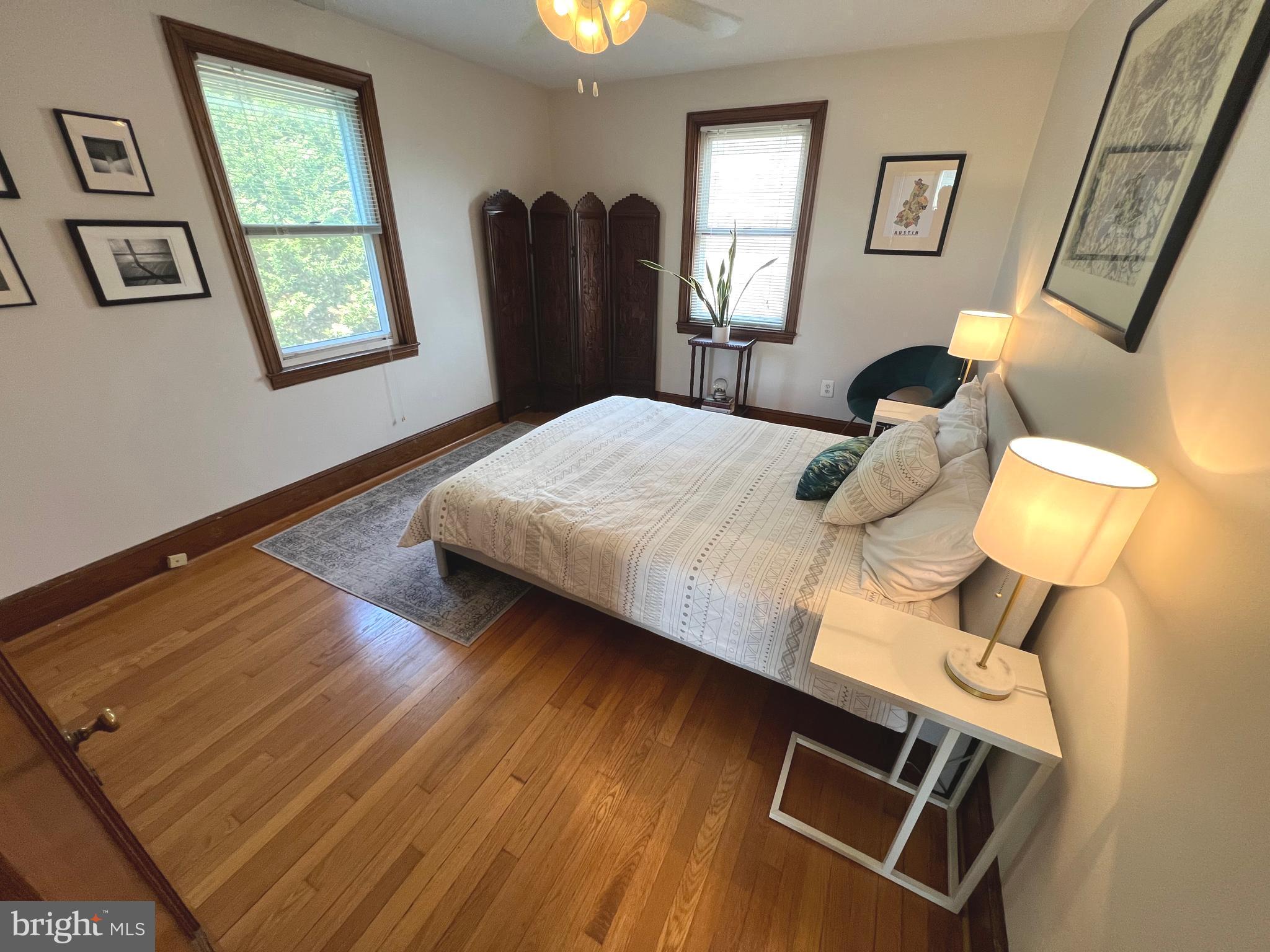 BEVERLY HILLS - Residential