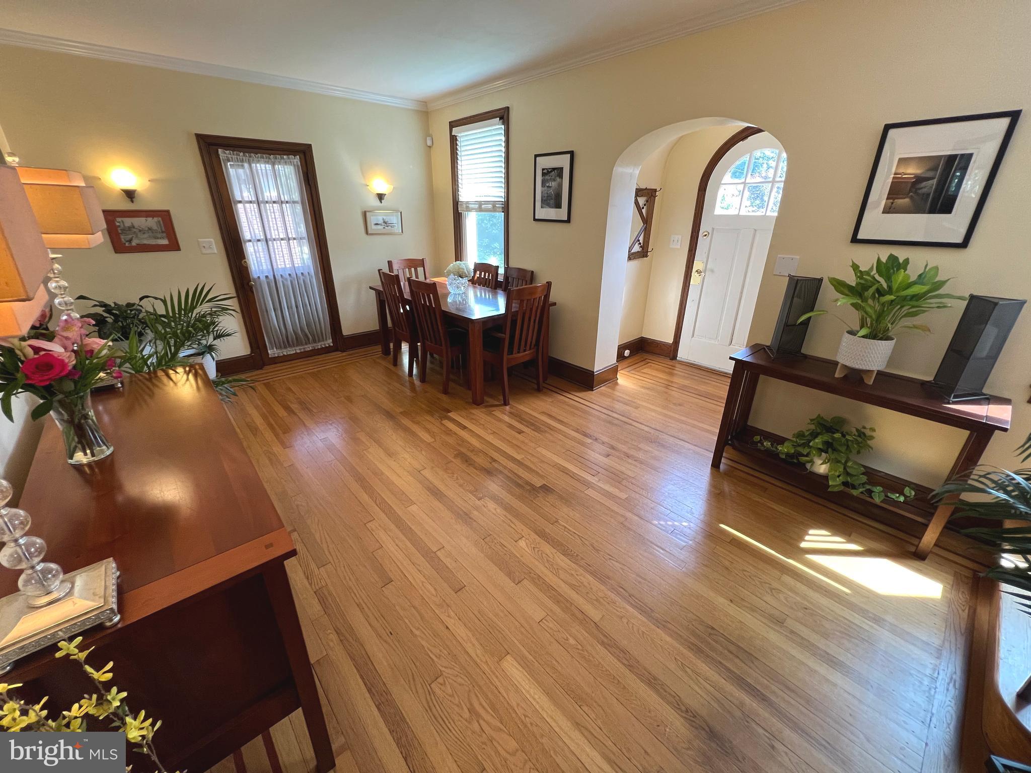 BEVERLY HILLS - Residential