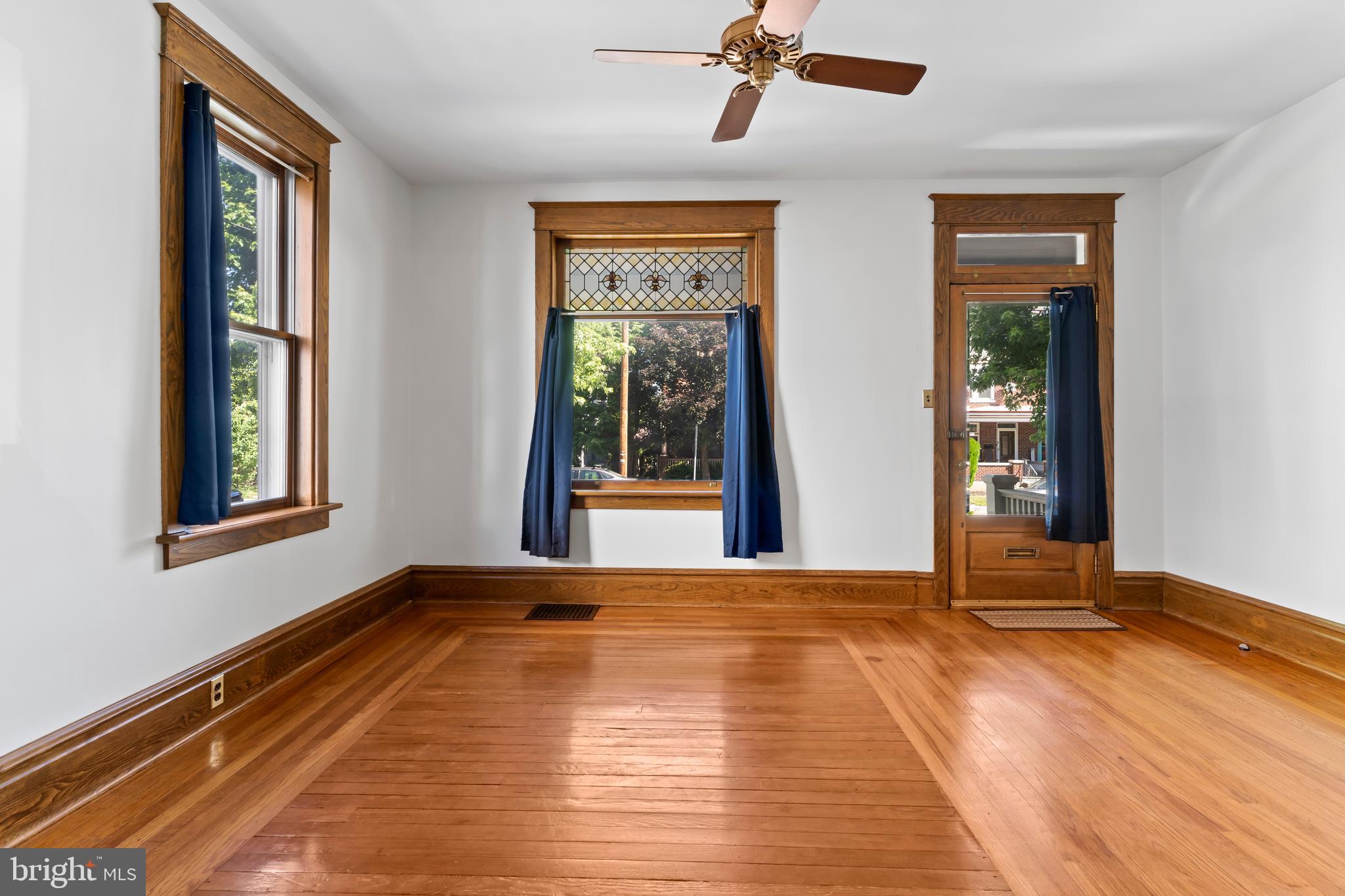 MECHANICSBURG BOROUGH - Residential