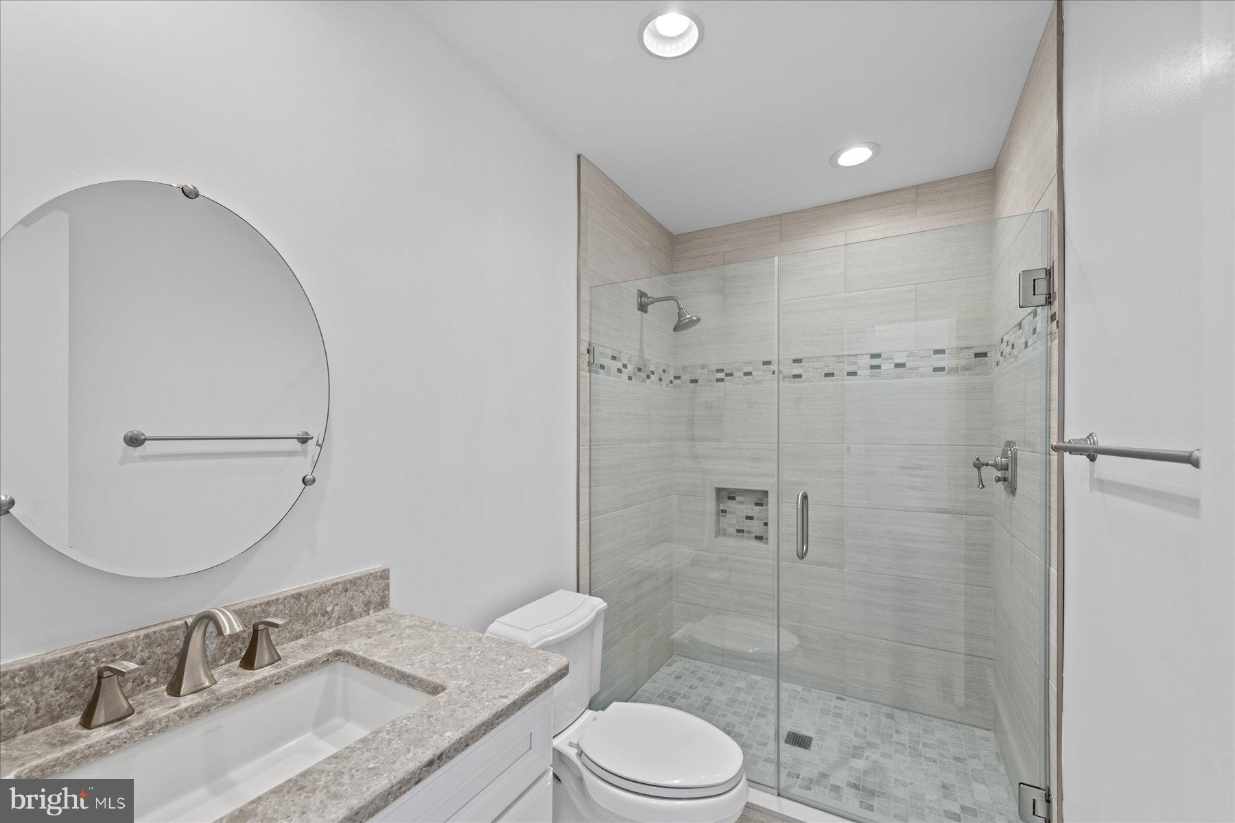 KINGS GRANT - Residential