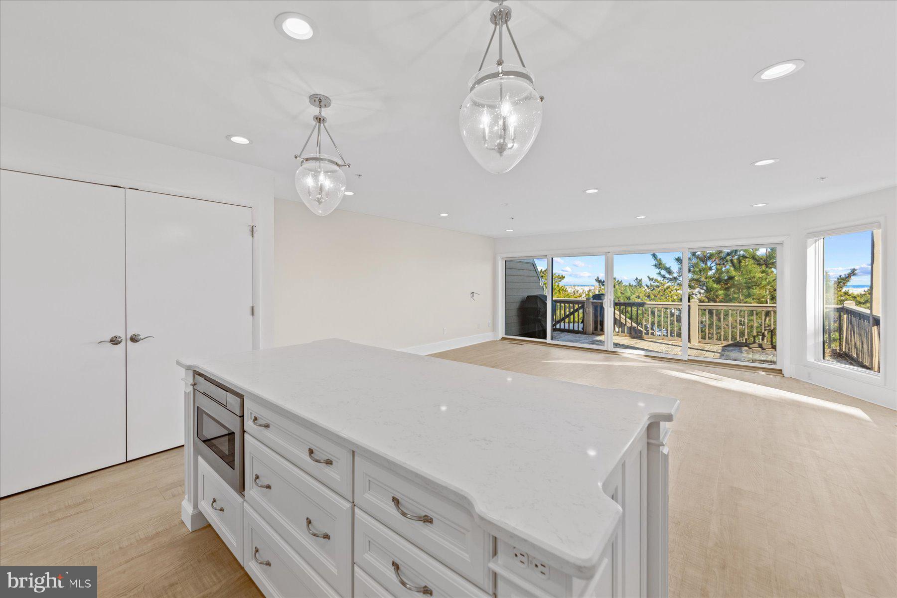 KINGS GRANT - Residential