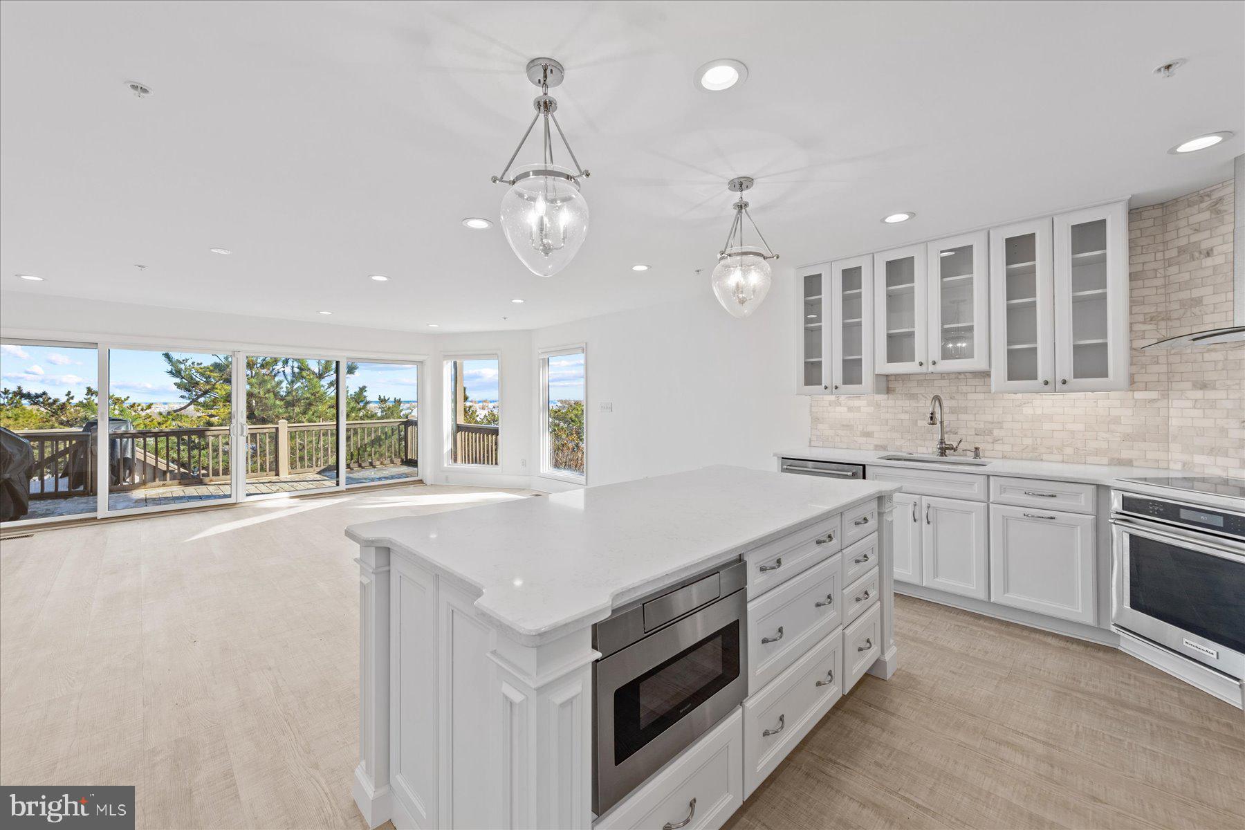KINGS GRANT - Residential