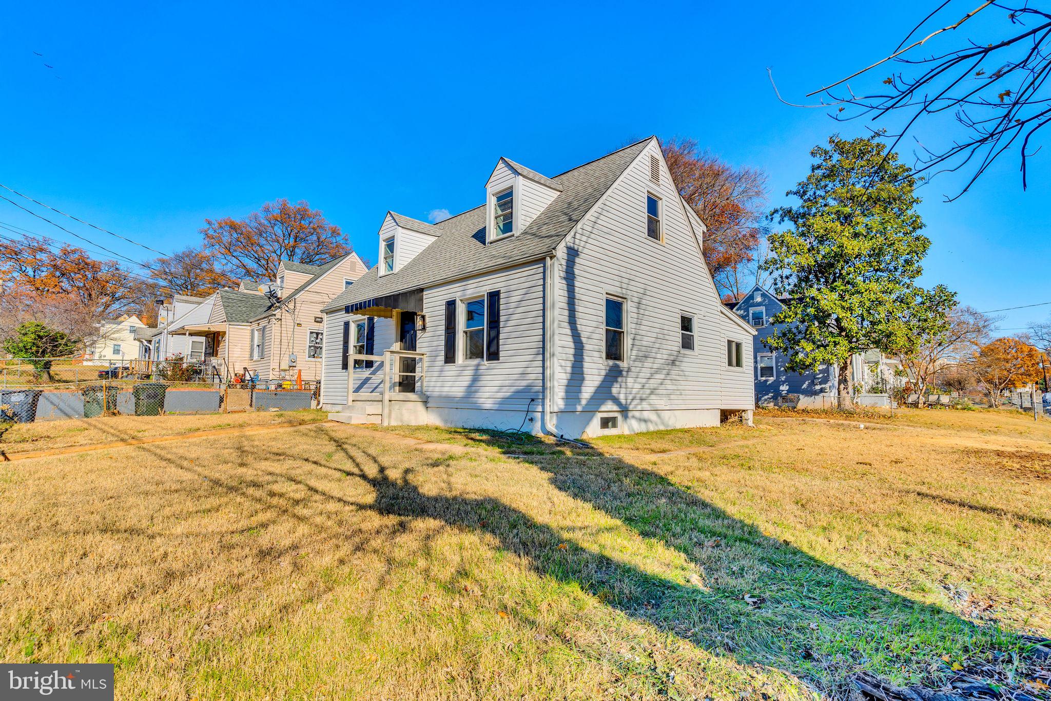 BLADENSBURG - Residential