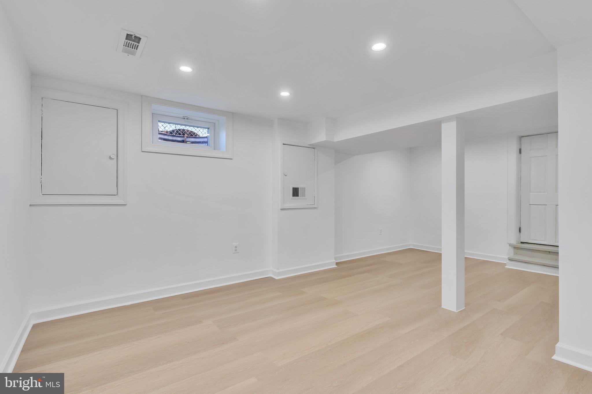 BLADENSBURG - Residential