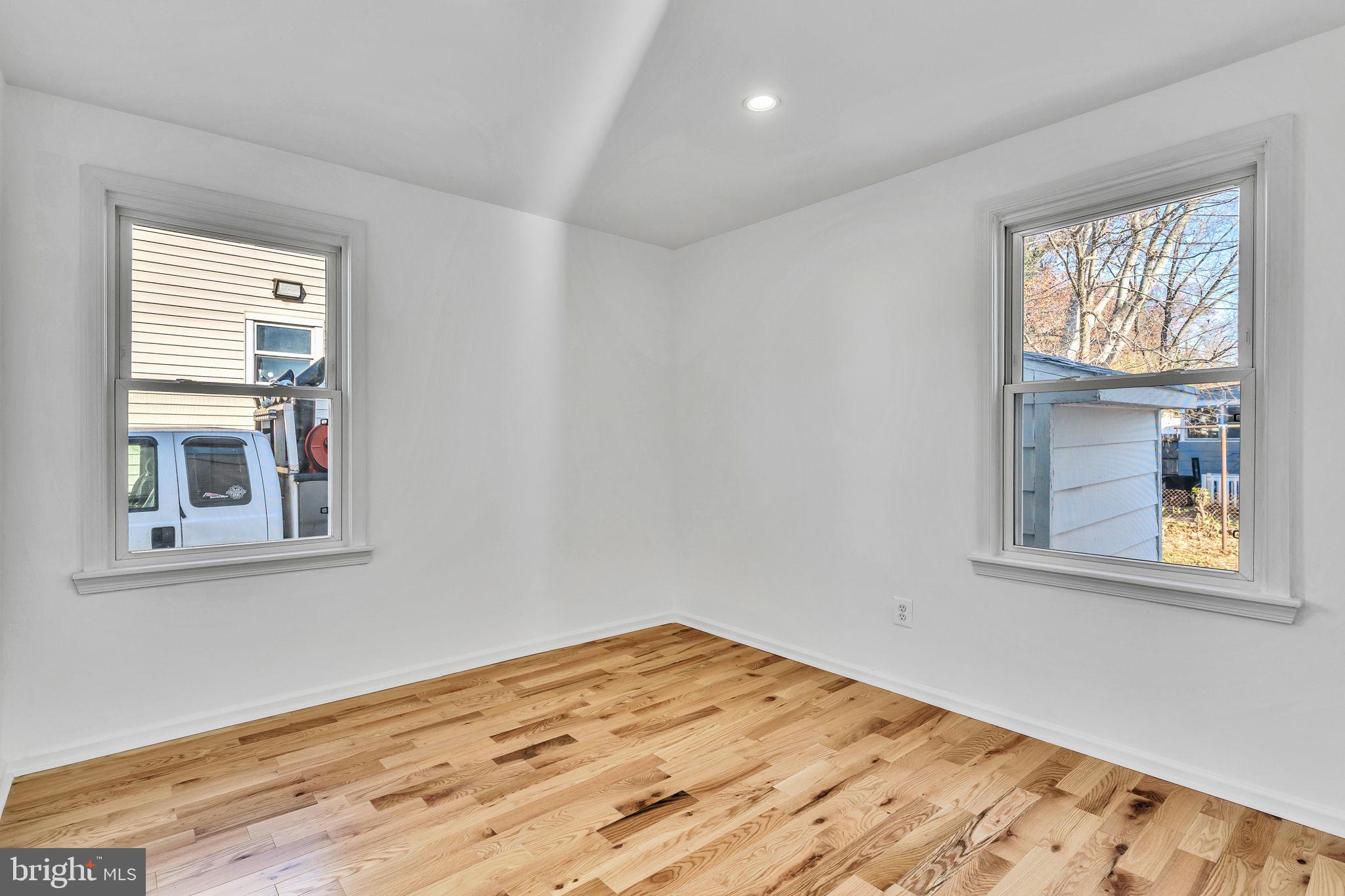 BLADENSBURG - Residential