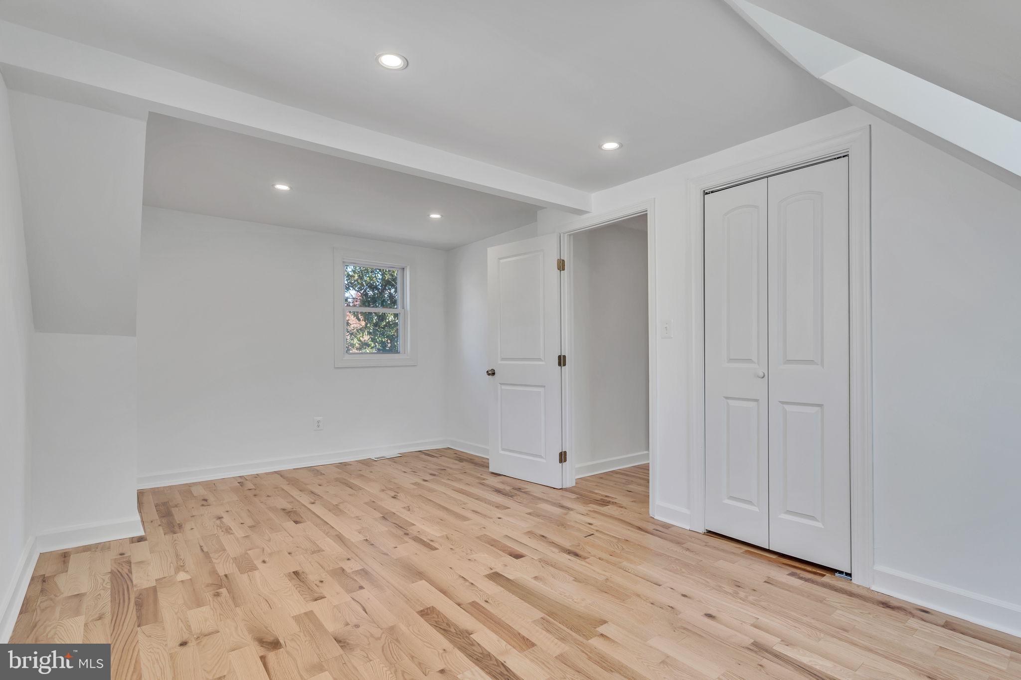 BLADENSBURG - Residential