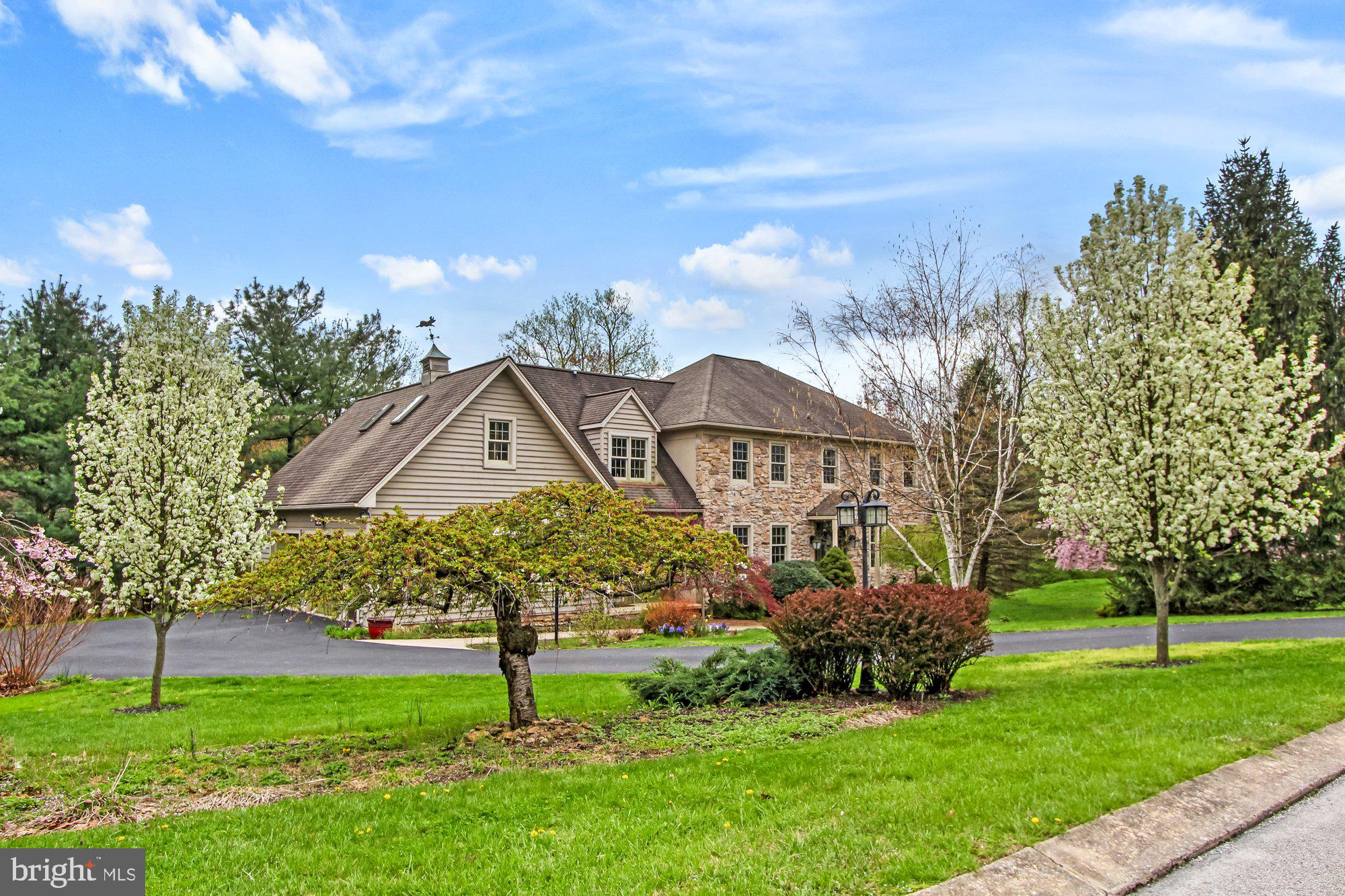 ROCKY RIDGE - Residential