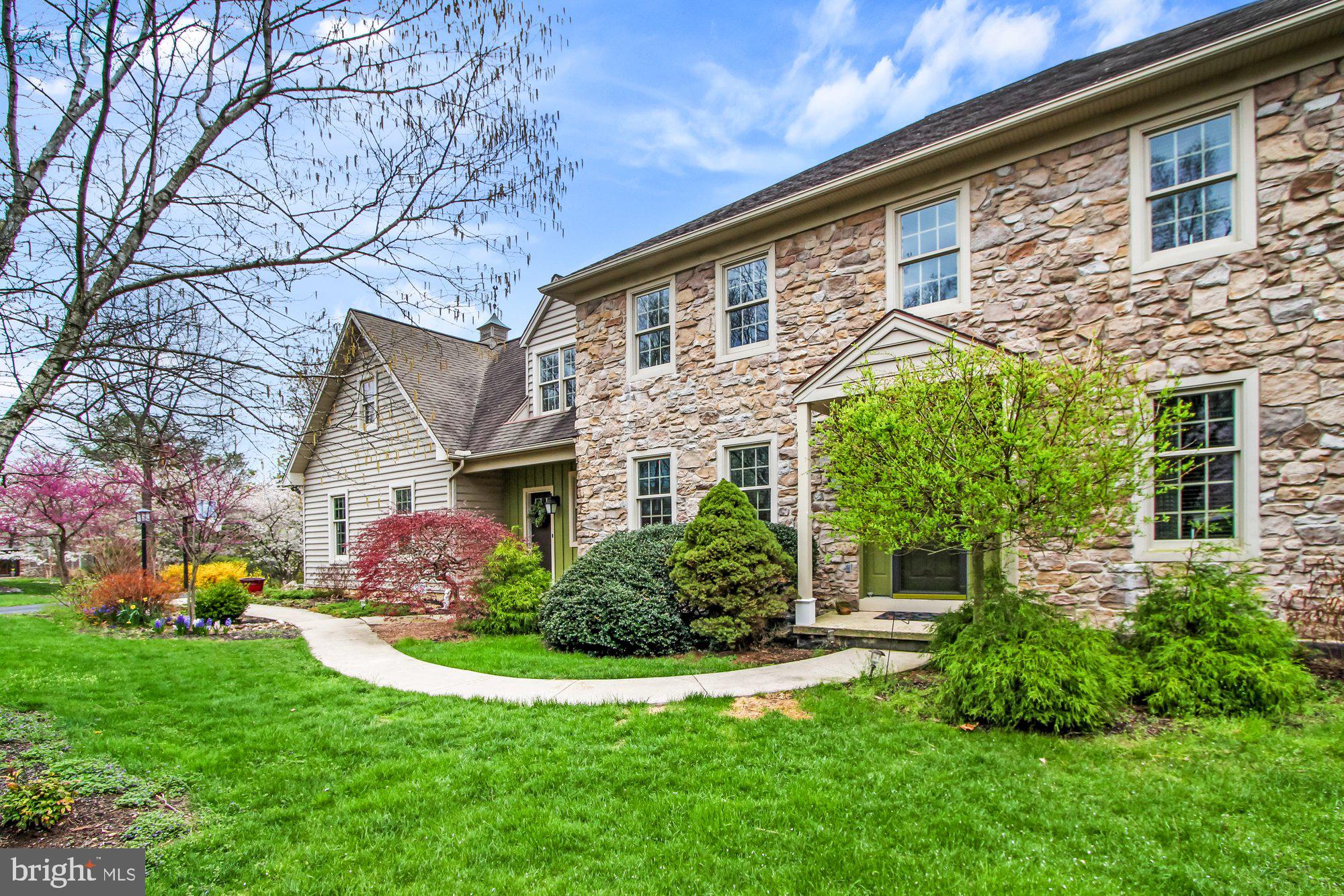 ROCKY RIDGE - Residential
