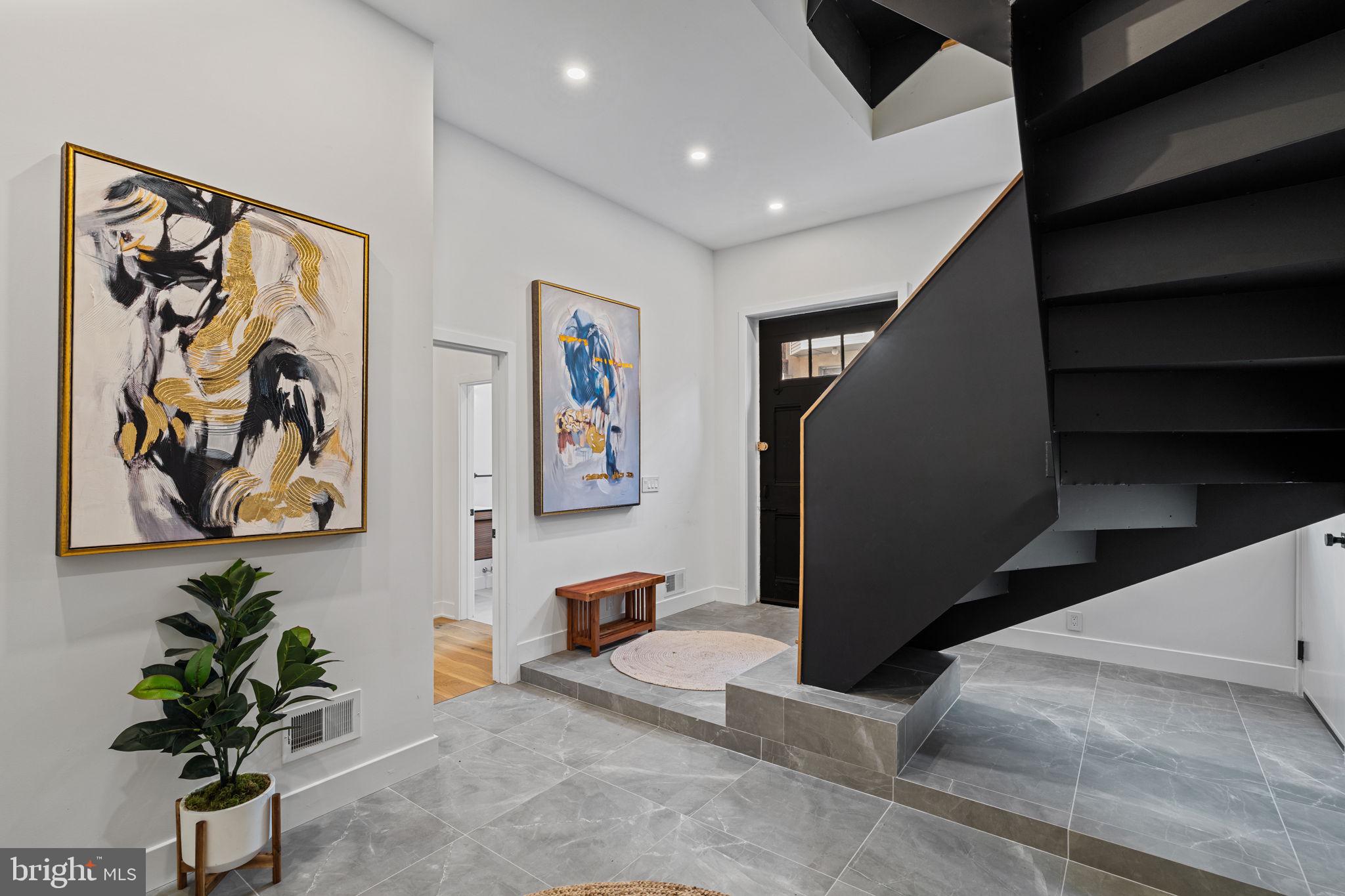 SPRING GARDEN - Residential