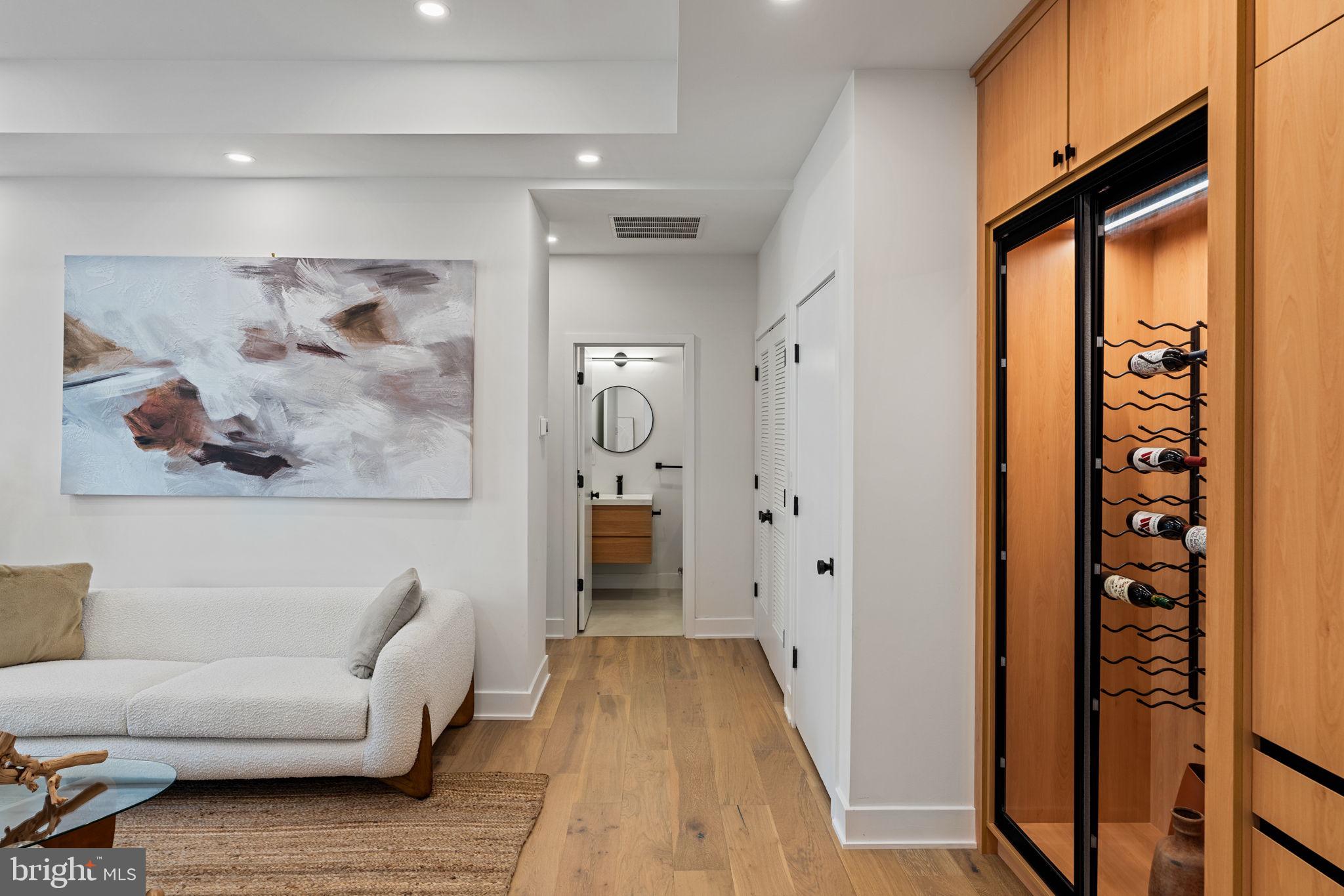 SPRING GARDEN - Residential
