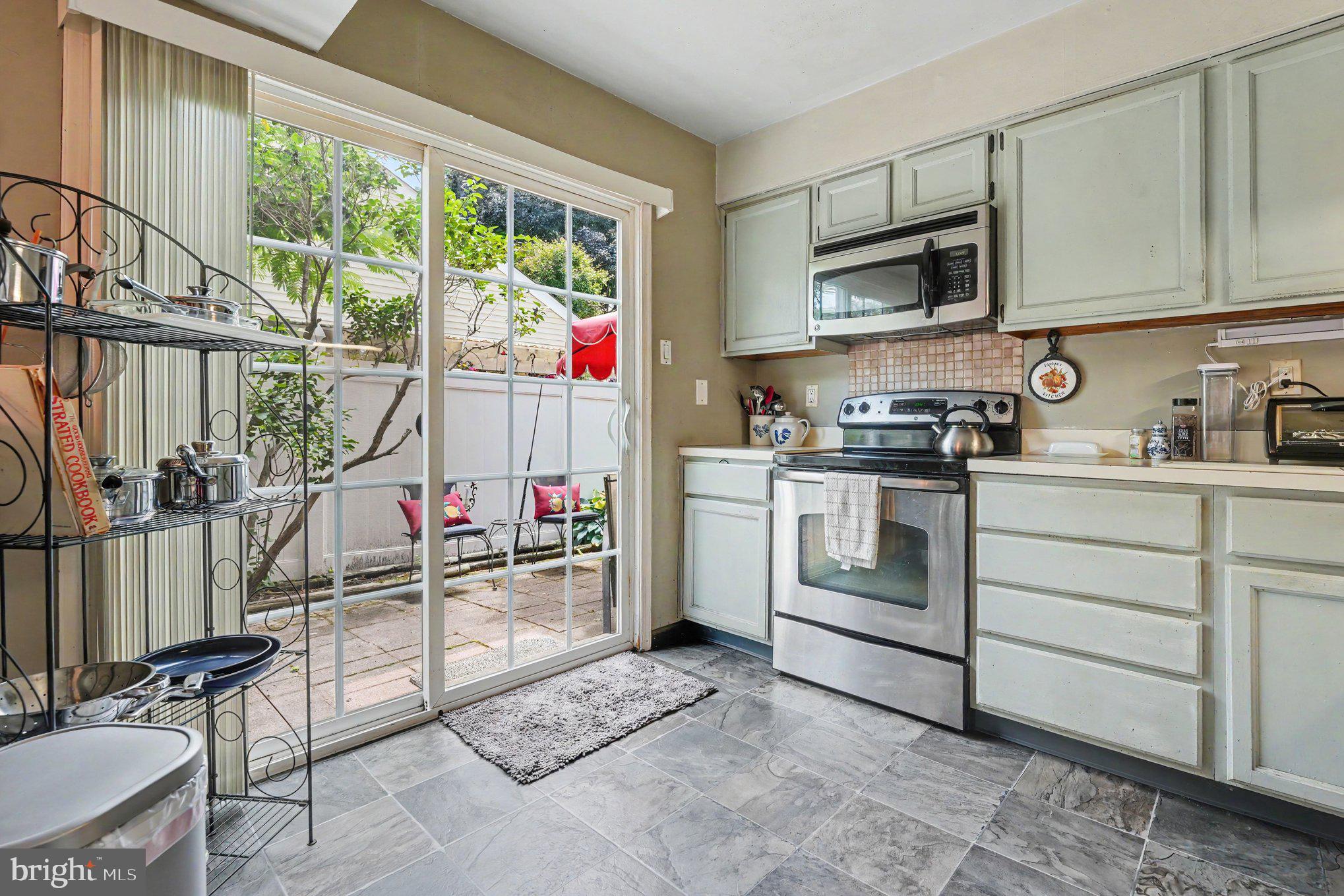SUMMIT TRACE - Residential