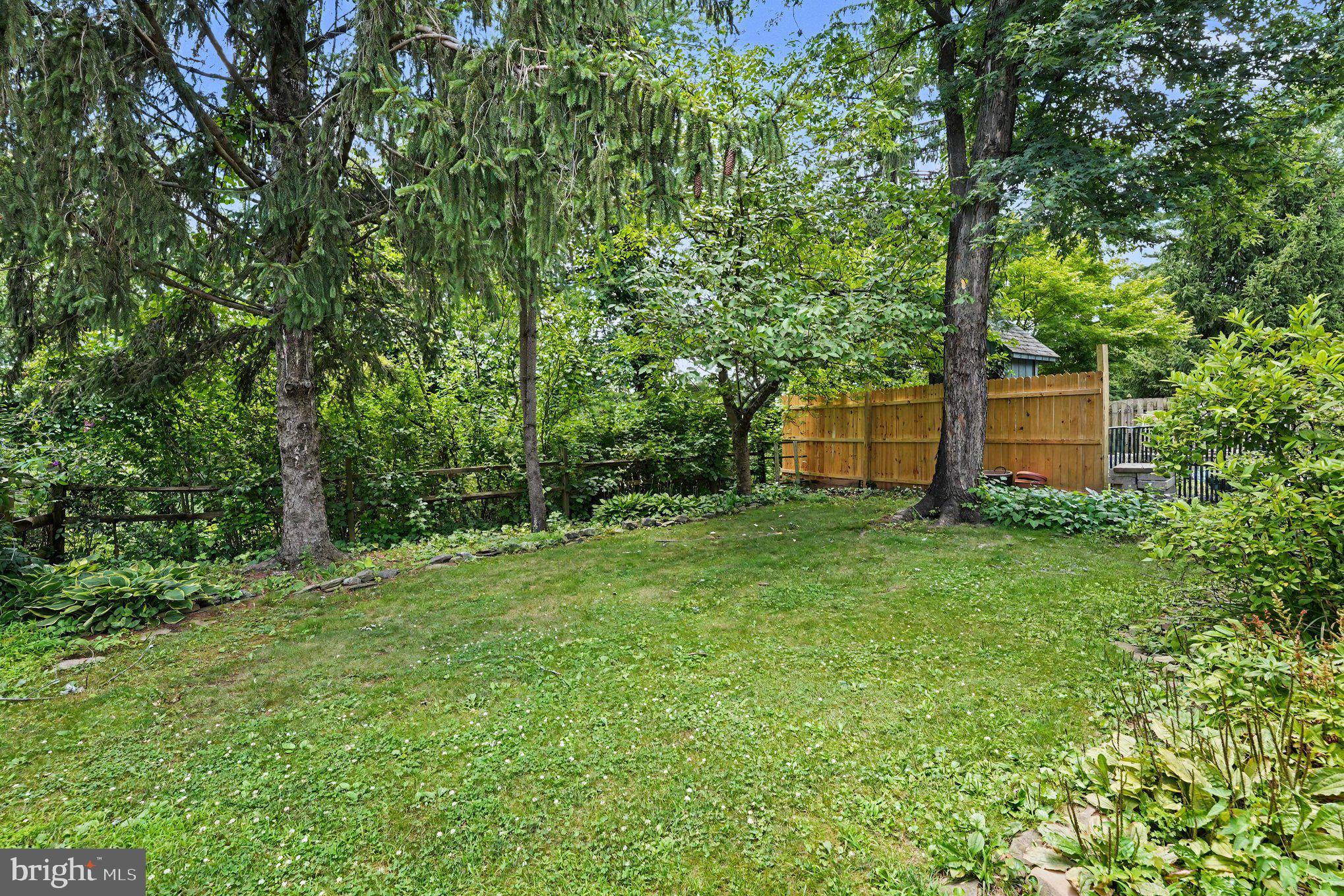SUMMIT TRACE - Residential