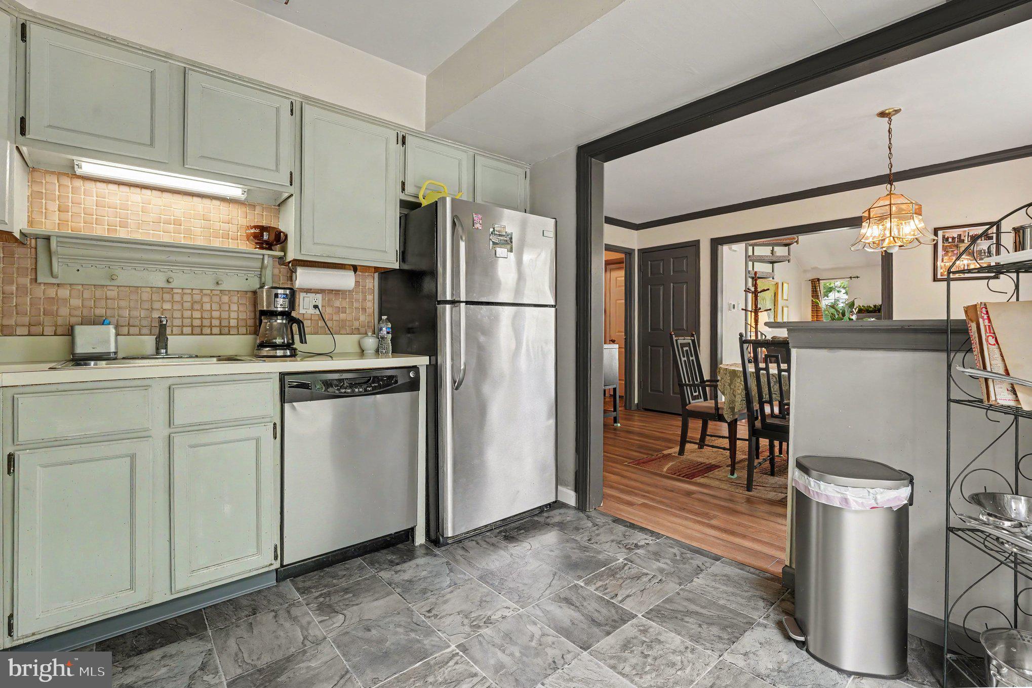 SUMMIT TRACE - Residential