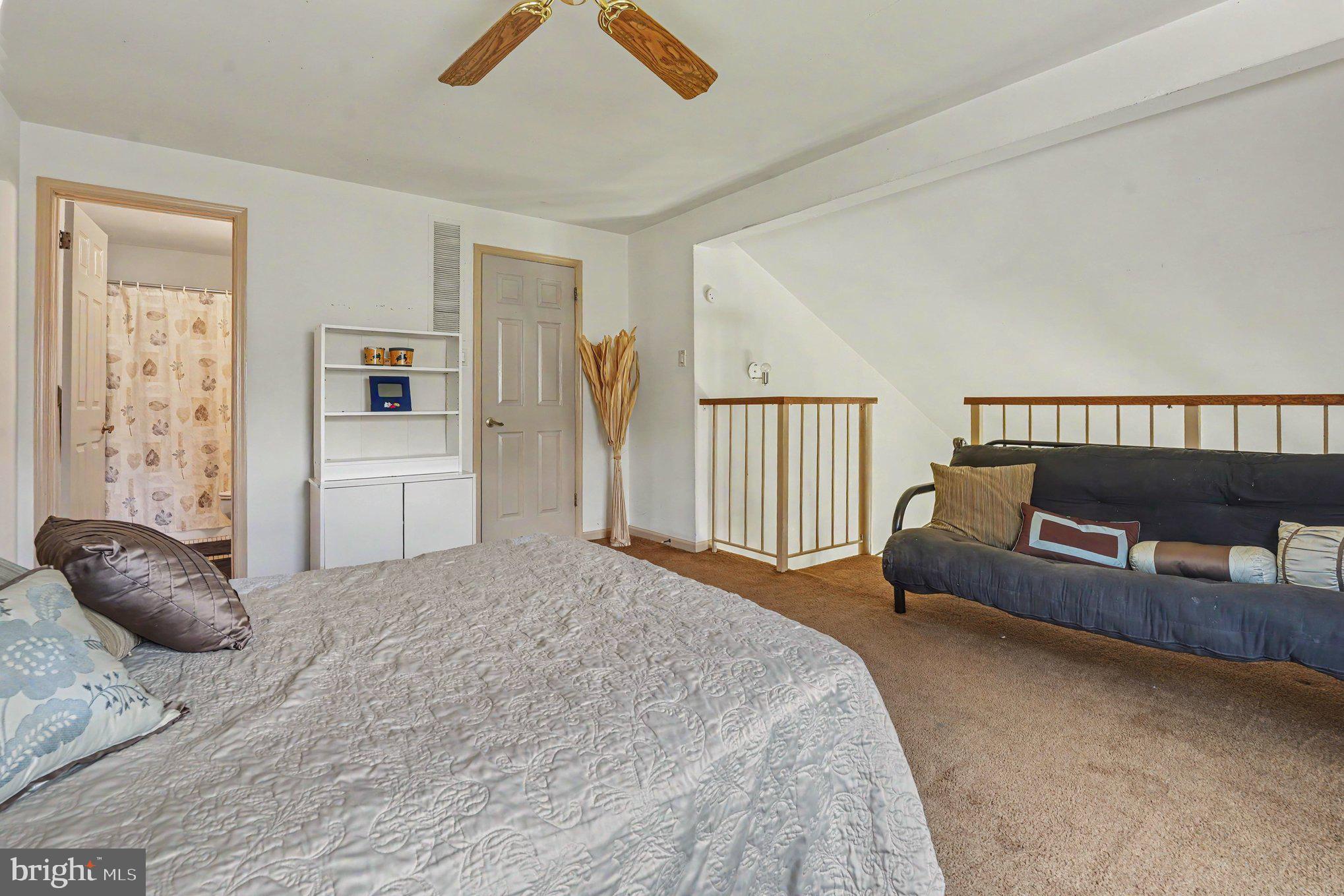 SUMMIT TRACE - Residential