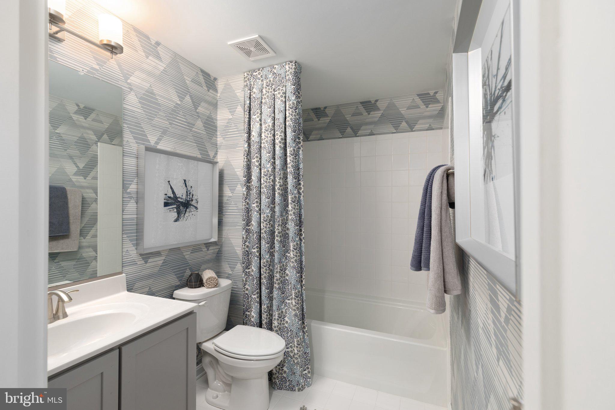 TRIMBLE HILLS - Residential