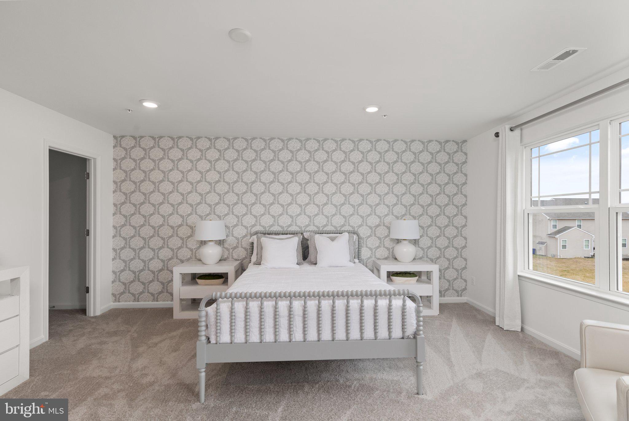 TRIMBLE HILLS - Residential