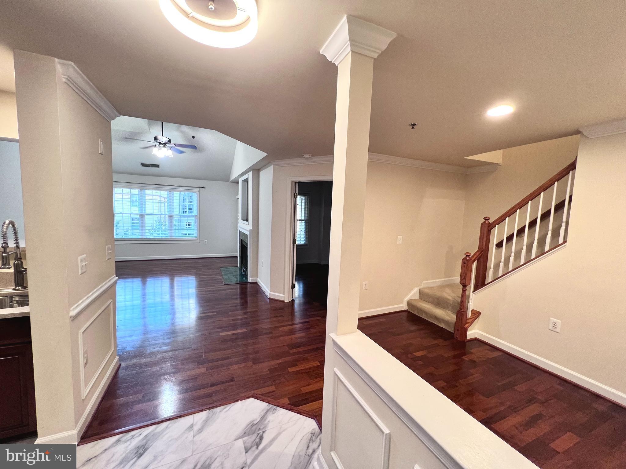 COURTHOUSE HILL - Residential Lease