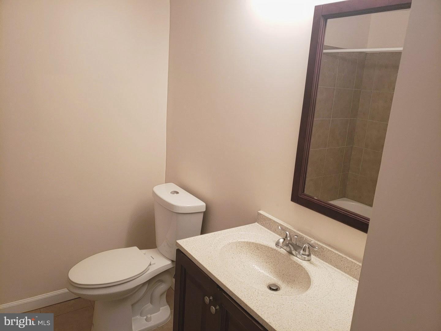 OLD BRIDGE ESTATES - Residential Lease