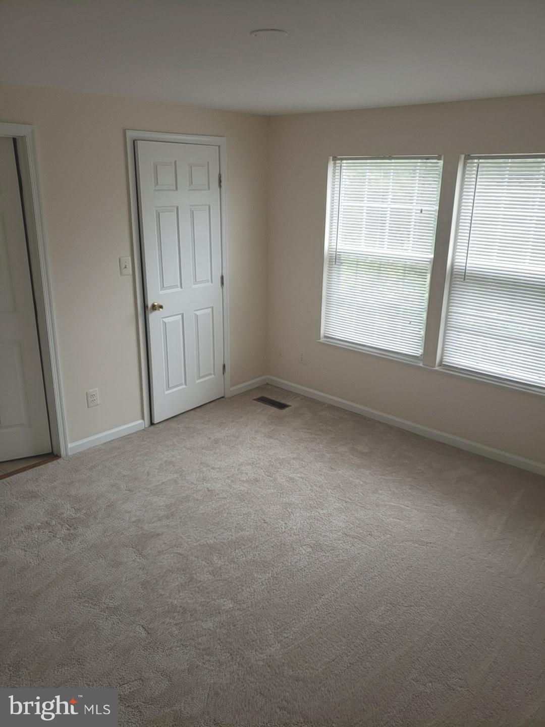 OLD BRIDGE ESTATES - Residential Lease