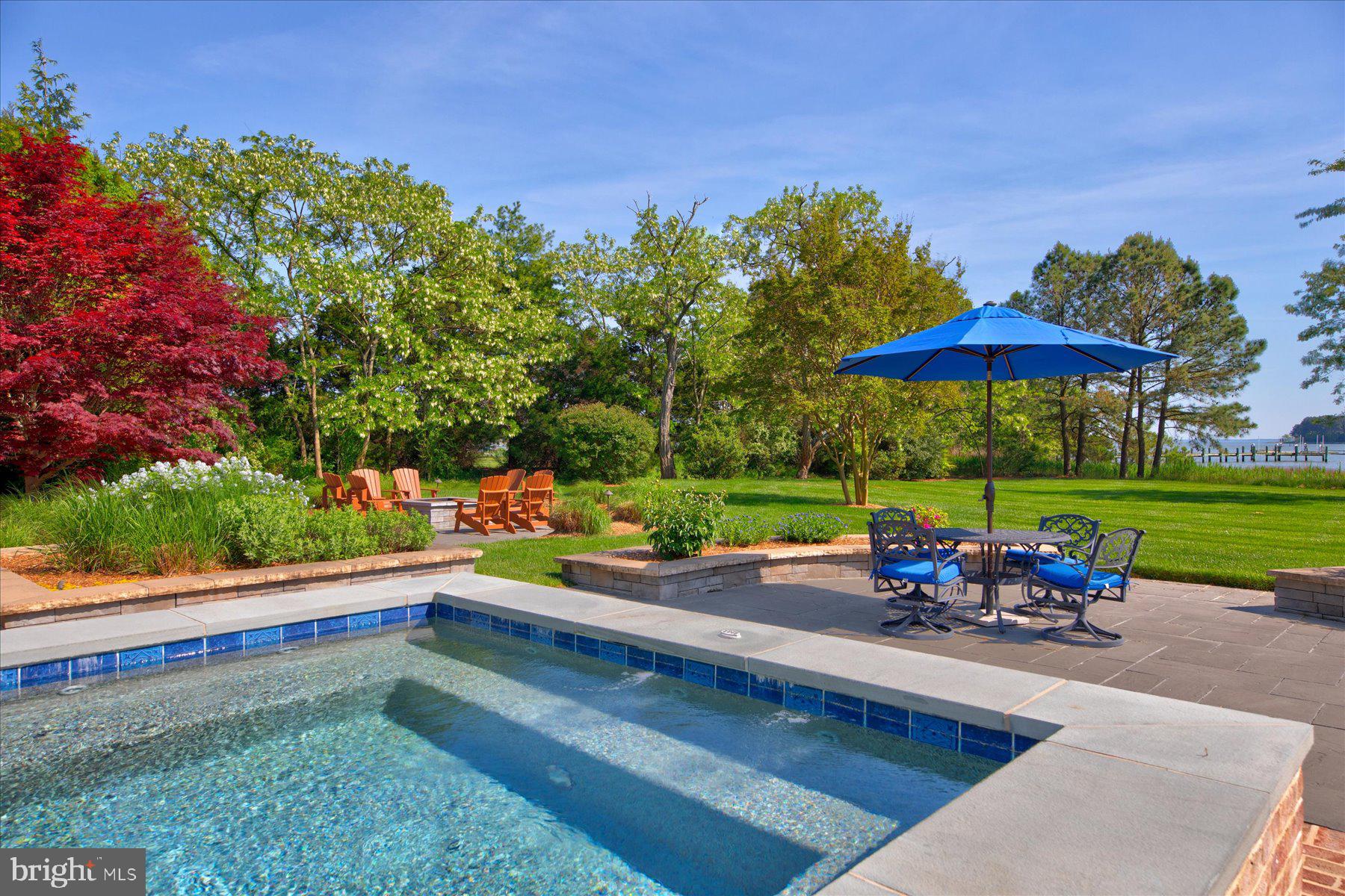 ROYAL OAK - Residential