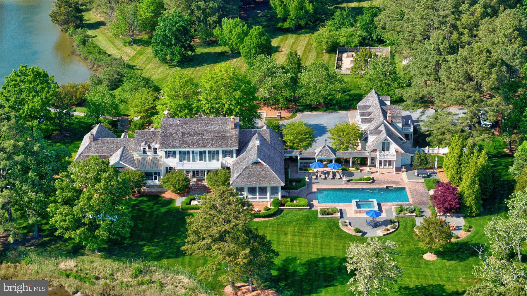 ROYAL OAK - Residential