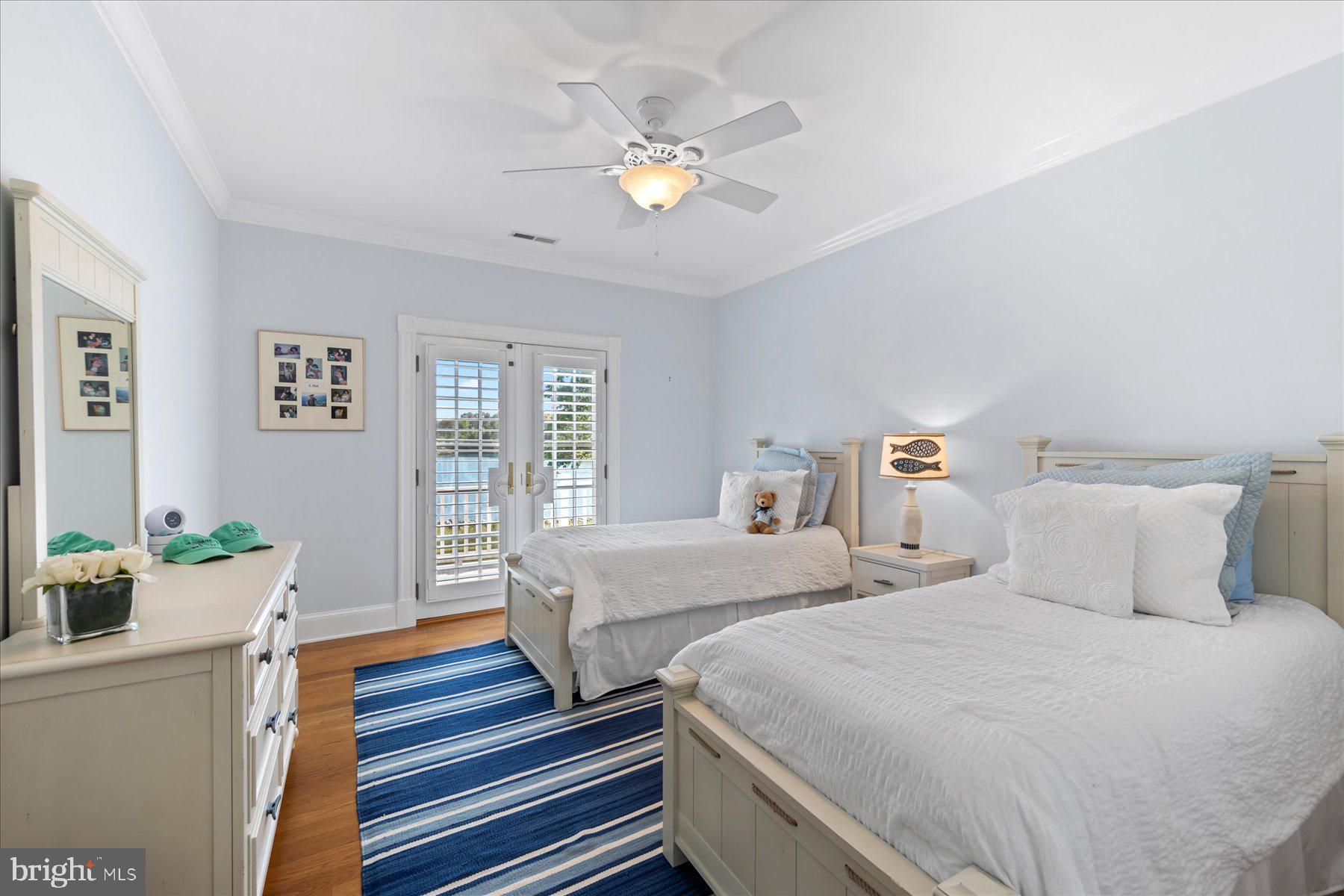 ROYAL OAK - Residential