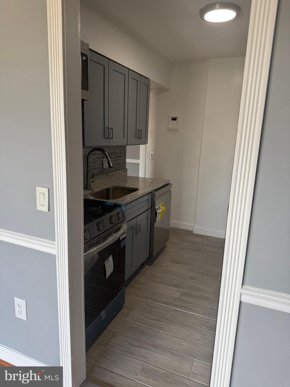 FLOWER OAK CONDOMINIUMS - Residential