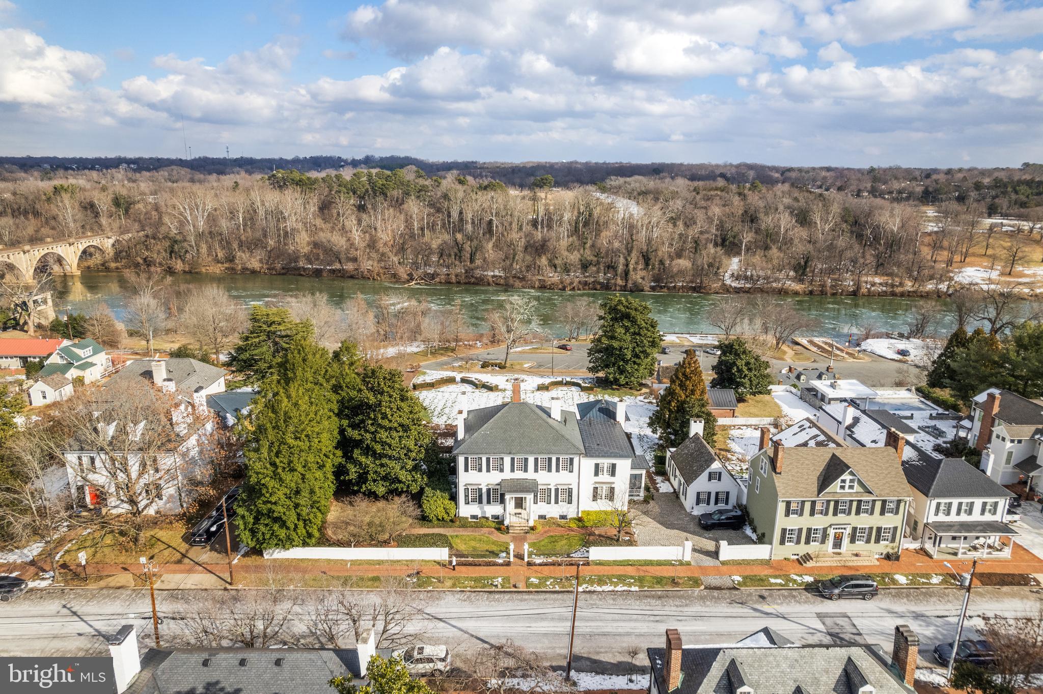 LOWER CAROLINE - Residential
