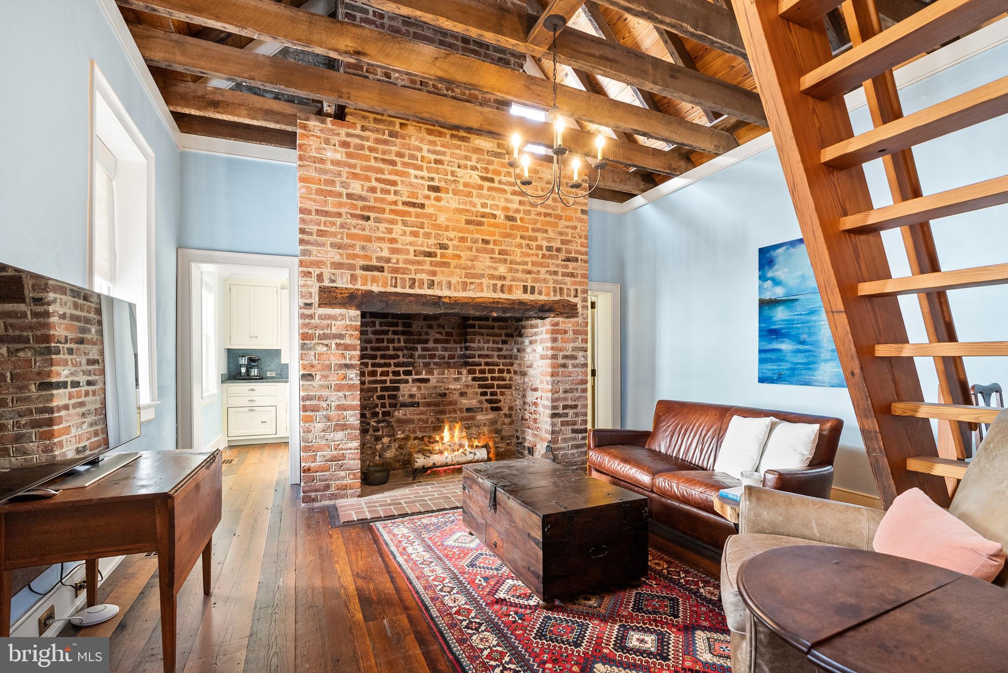 LOWER CAROLINE - Residential