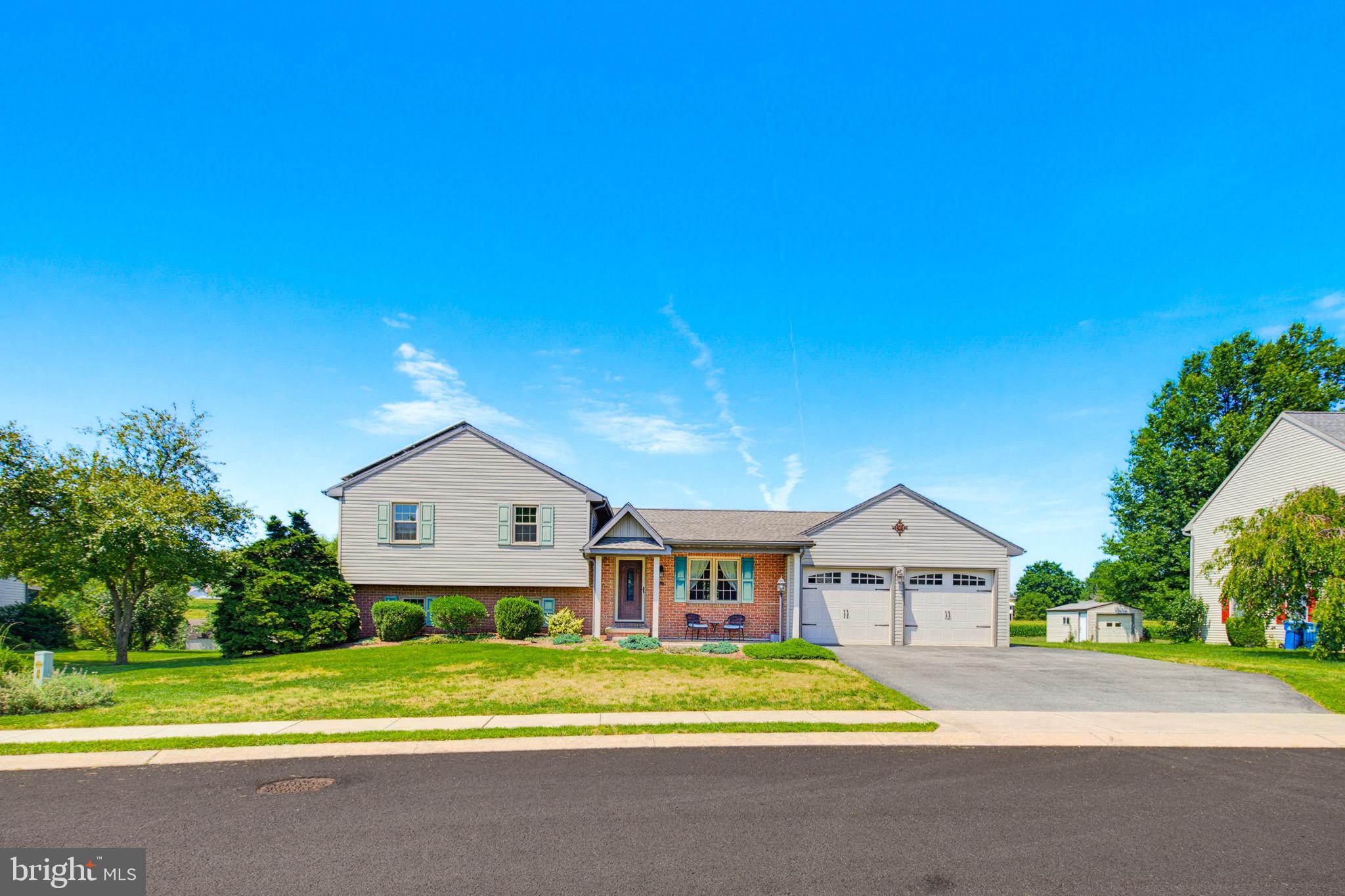 ASPEN ESTATES - Residential