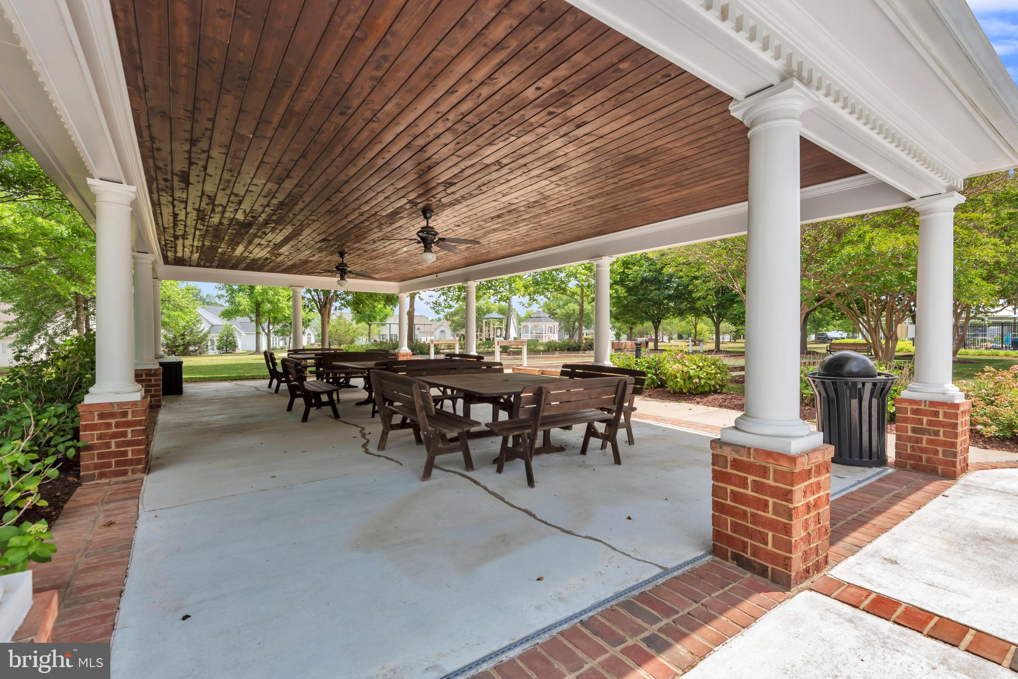 SYMPHONY VILLAGE AT CENTREVILLE - Residential