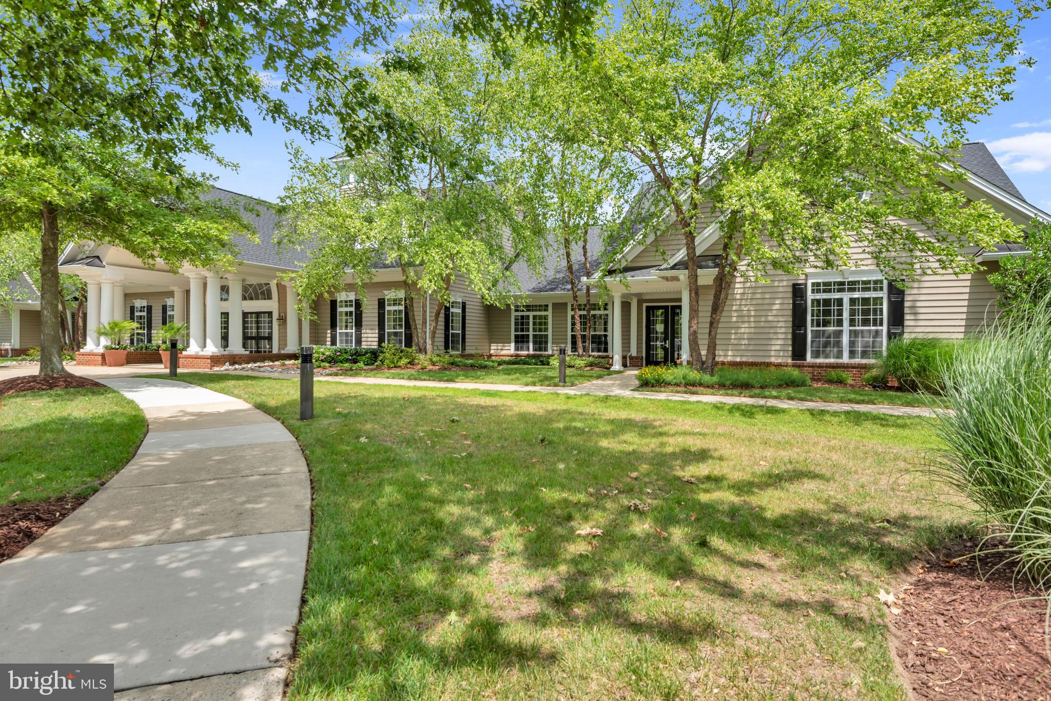 SYMPHONY VILLAGE AT CENTREVILLE - Residential