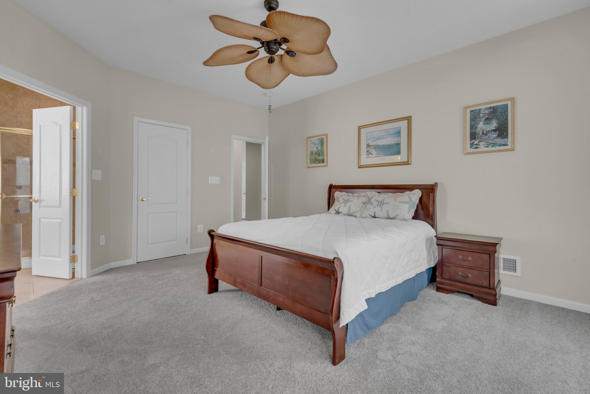 SYMPHONY VILLAGE AT CENTREVILLE - Residential
