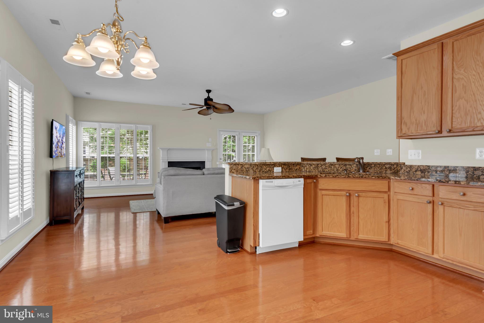 SYMPHONY VILLAGE AT CENTREVILLE - Residential